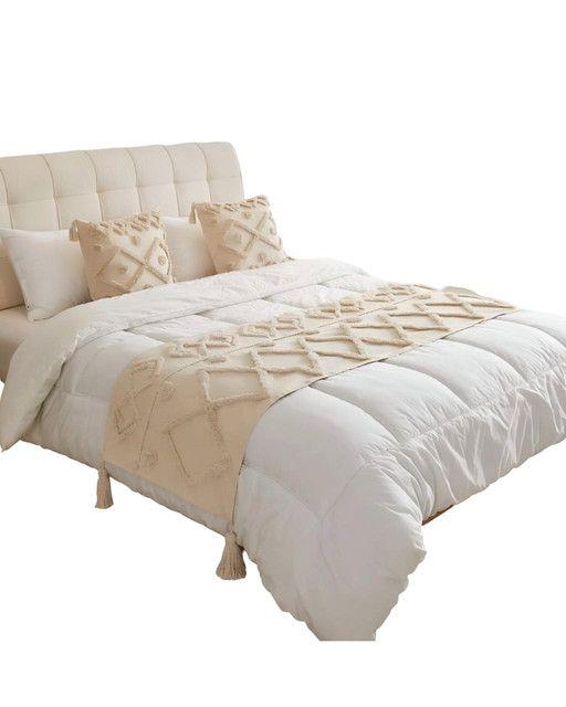 JUEGO DE PIECERA DE CAMA MAS 2 COJIN CON FUNDAS MODELO BOHO-2
