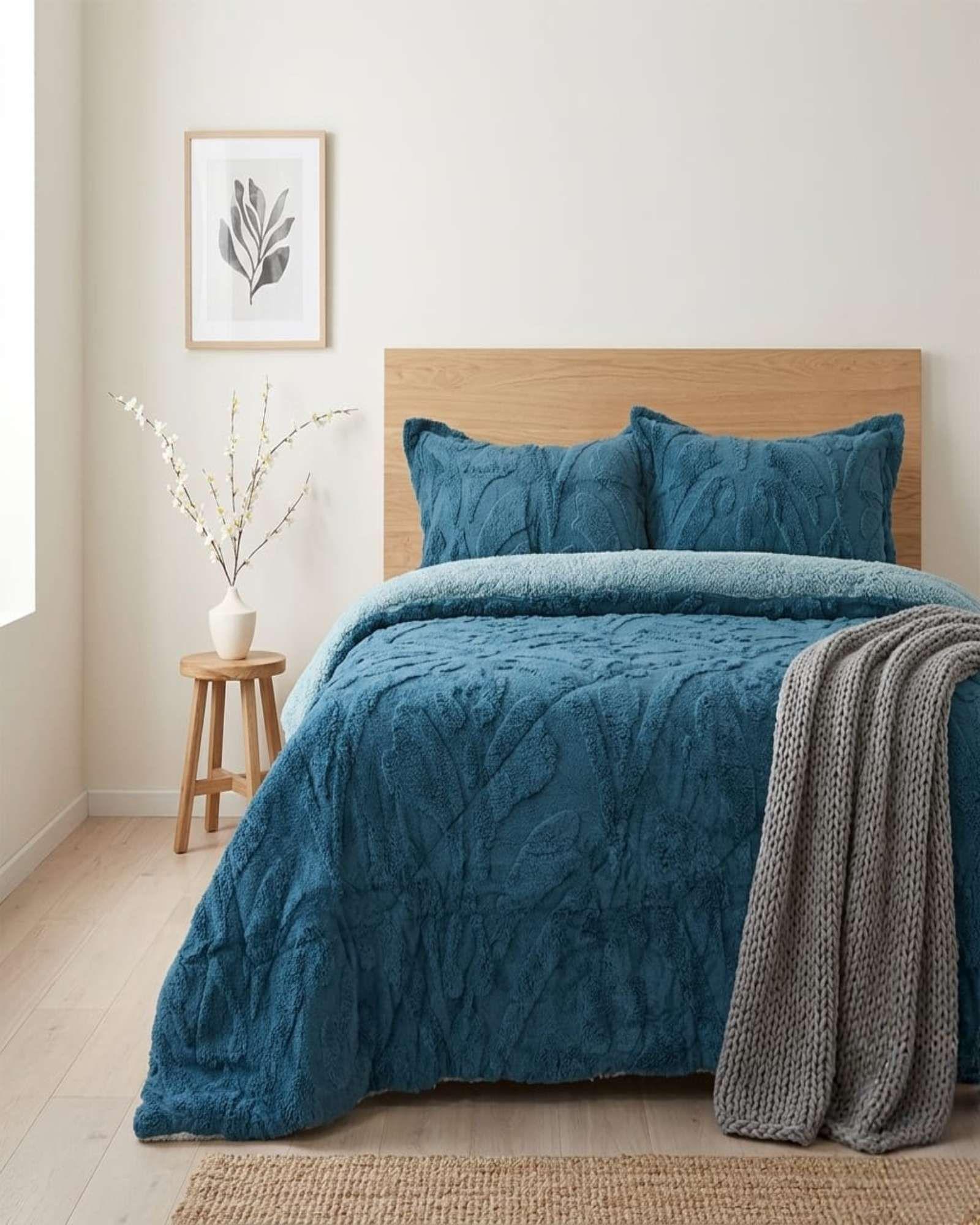 Cubrecama Invierno 2 Plazas Sherpa Jacquard Relieve Premium-3