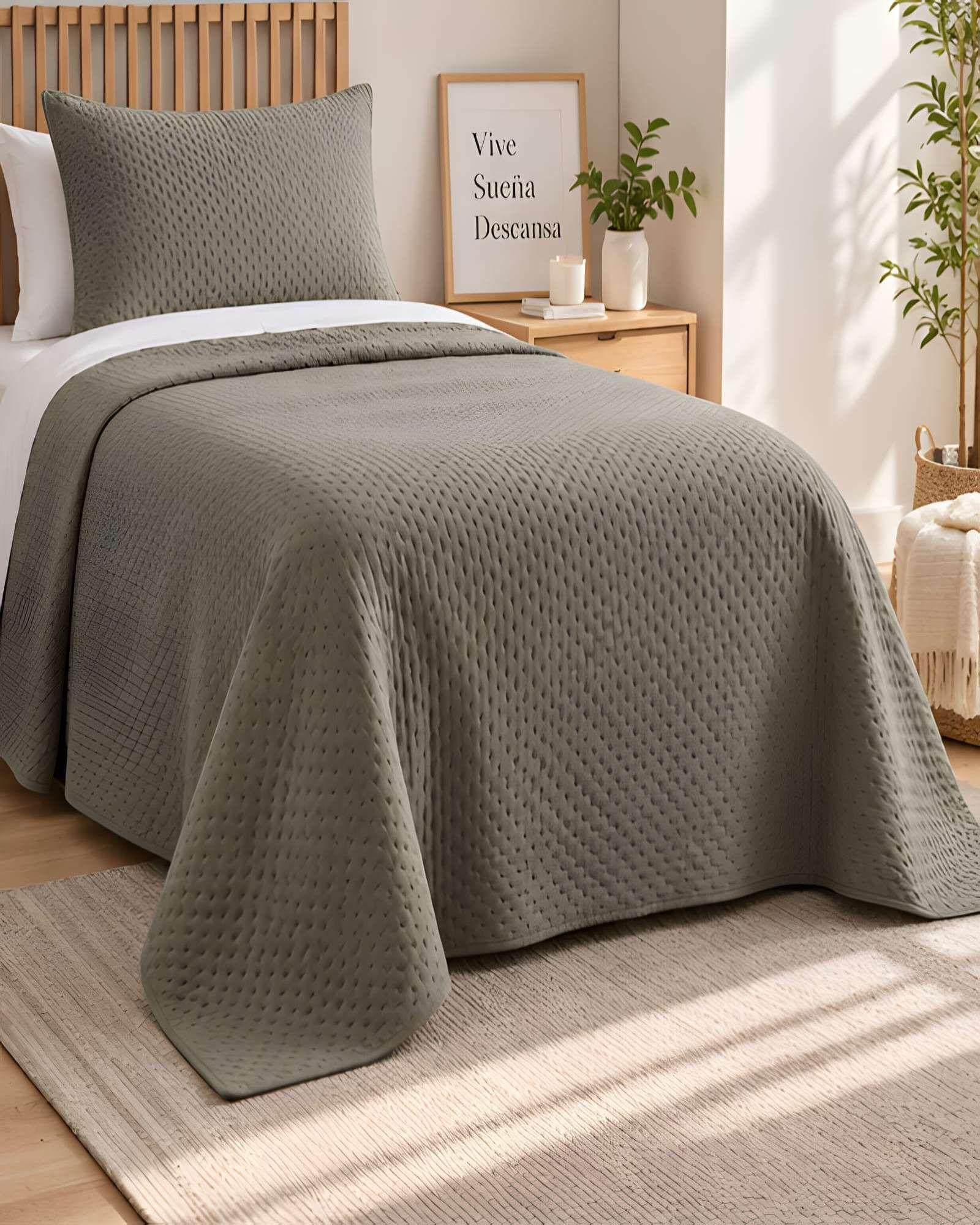 Cubrecama Cádiz Ultra Soft 1.5 Plazas 180x240 cm 03-3