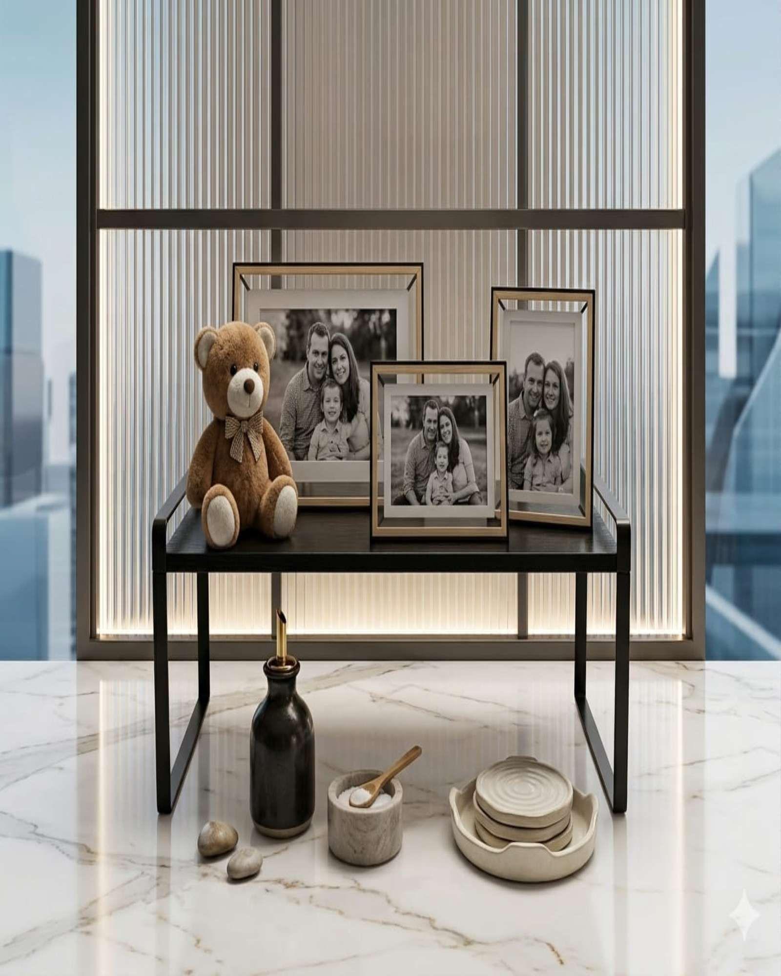 Estante Decorativo Minimalista de Madera y Metal-4