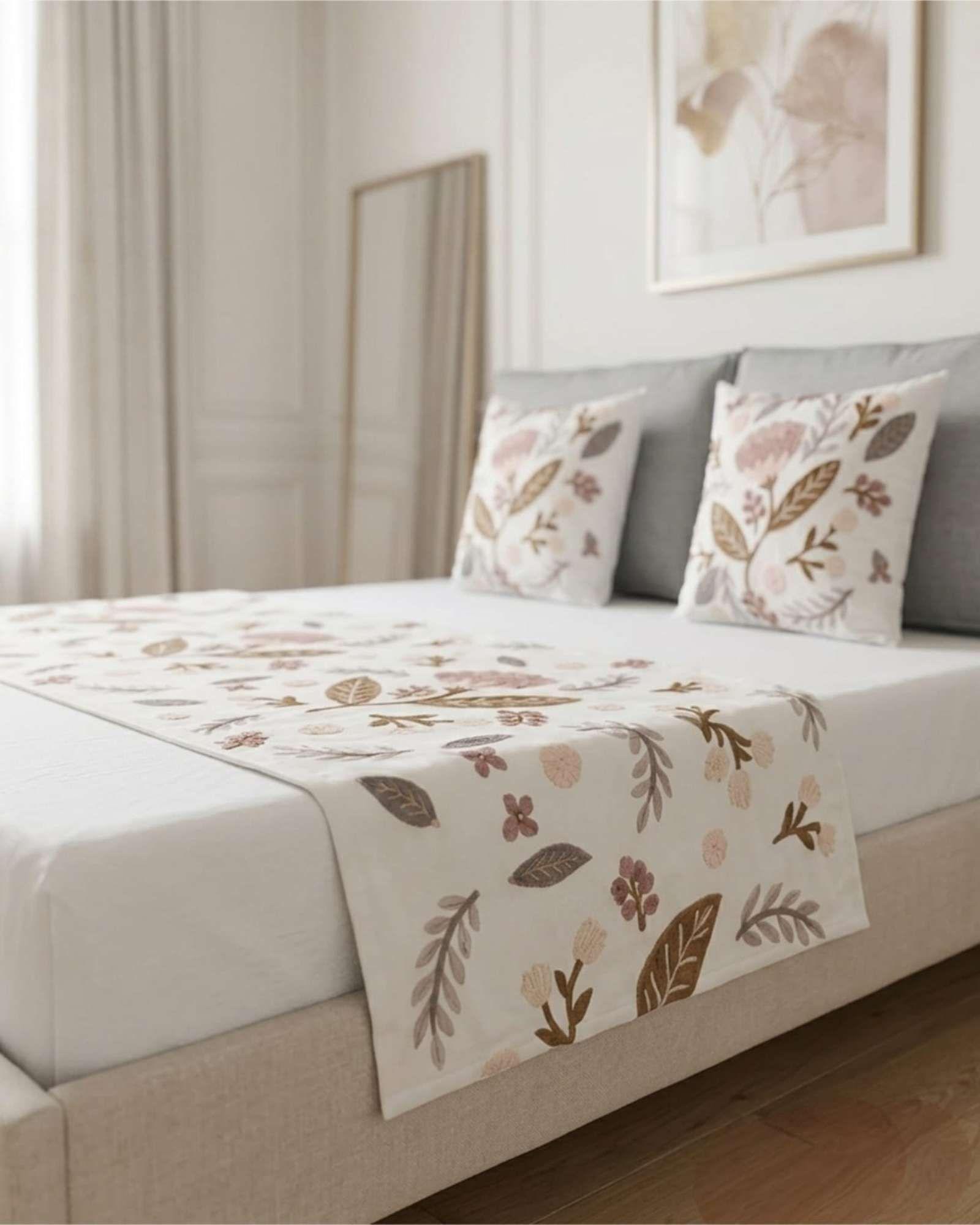Piecera Manta de Cama Texturizada con Bordado Botanico P2-0