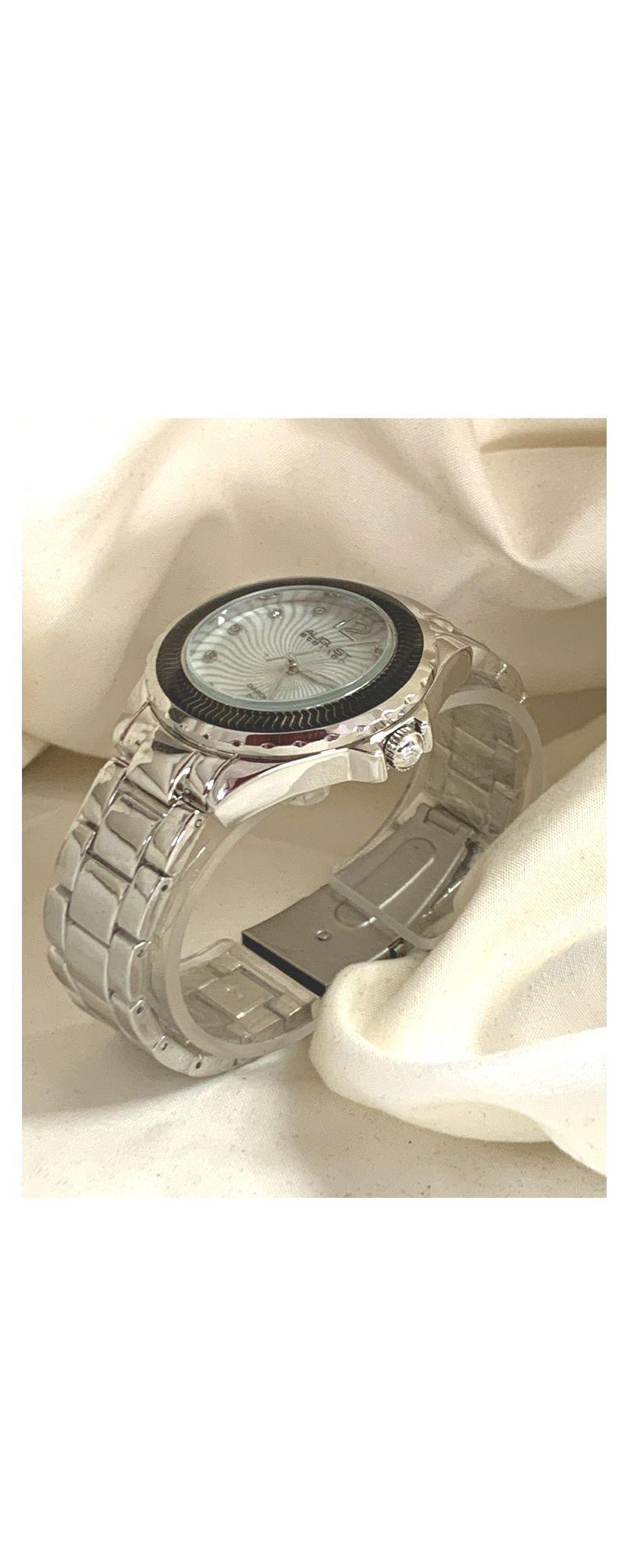 Reloj Análogo August Steiner Mov Suizo Plateado-3