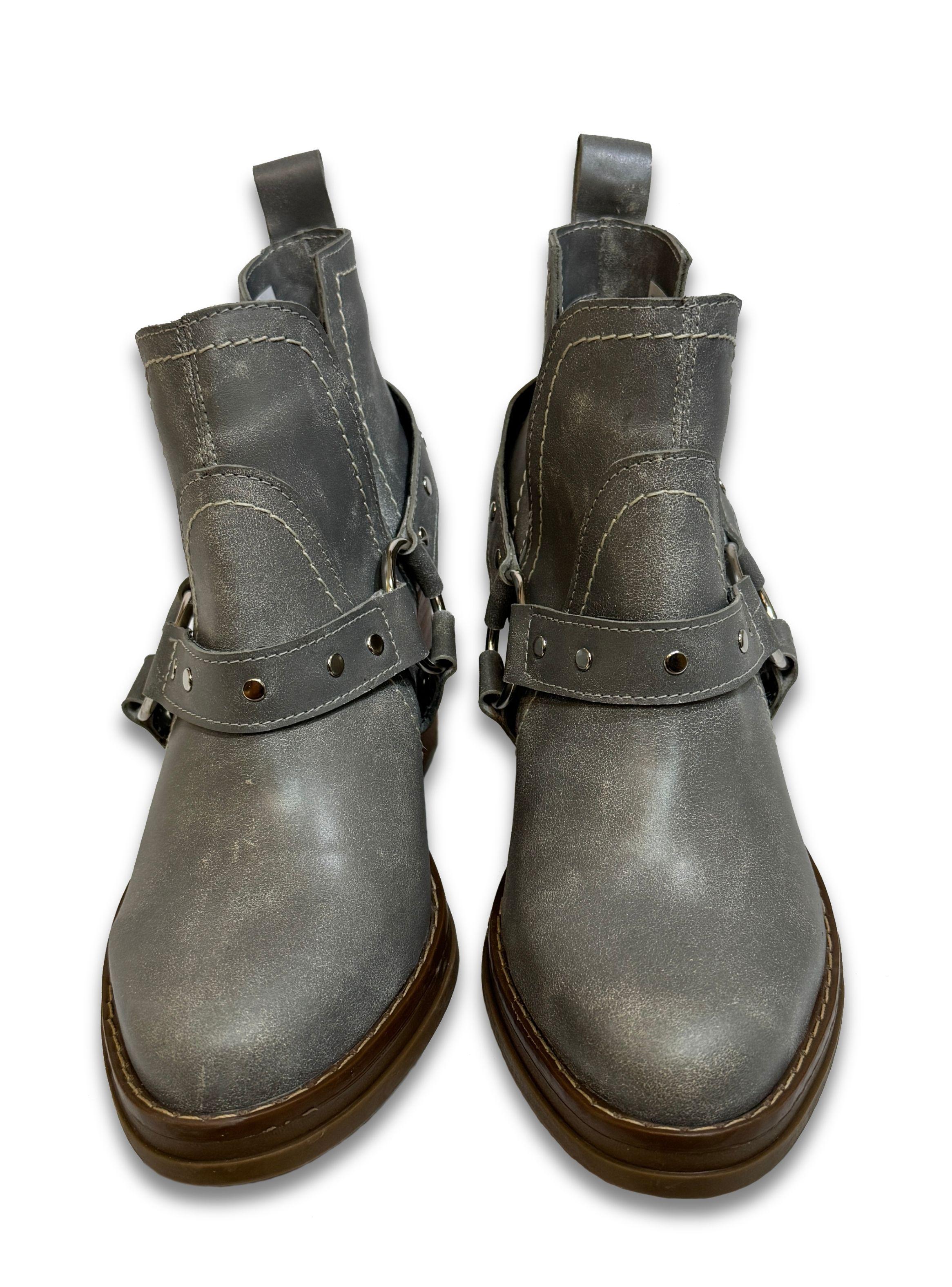 Botín Clarisa Gris Exotica-2