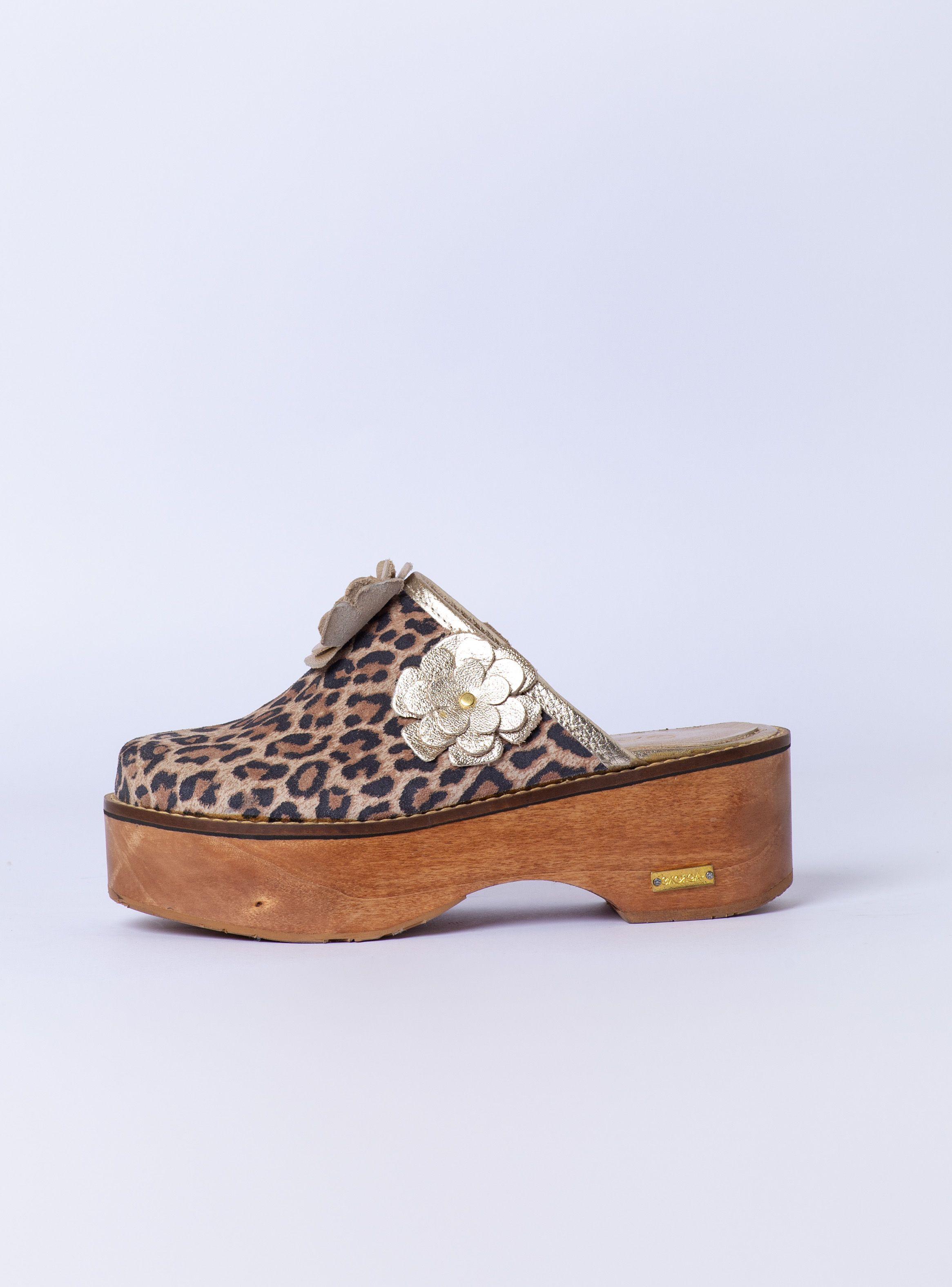 Zueco Dina Flores Animal Print Dorado Exotica-4