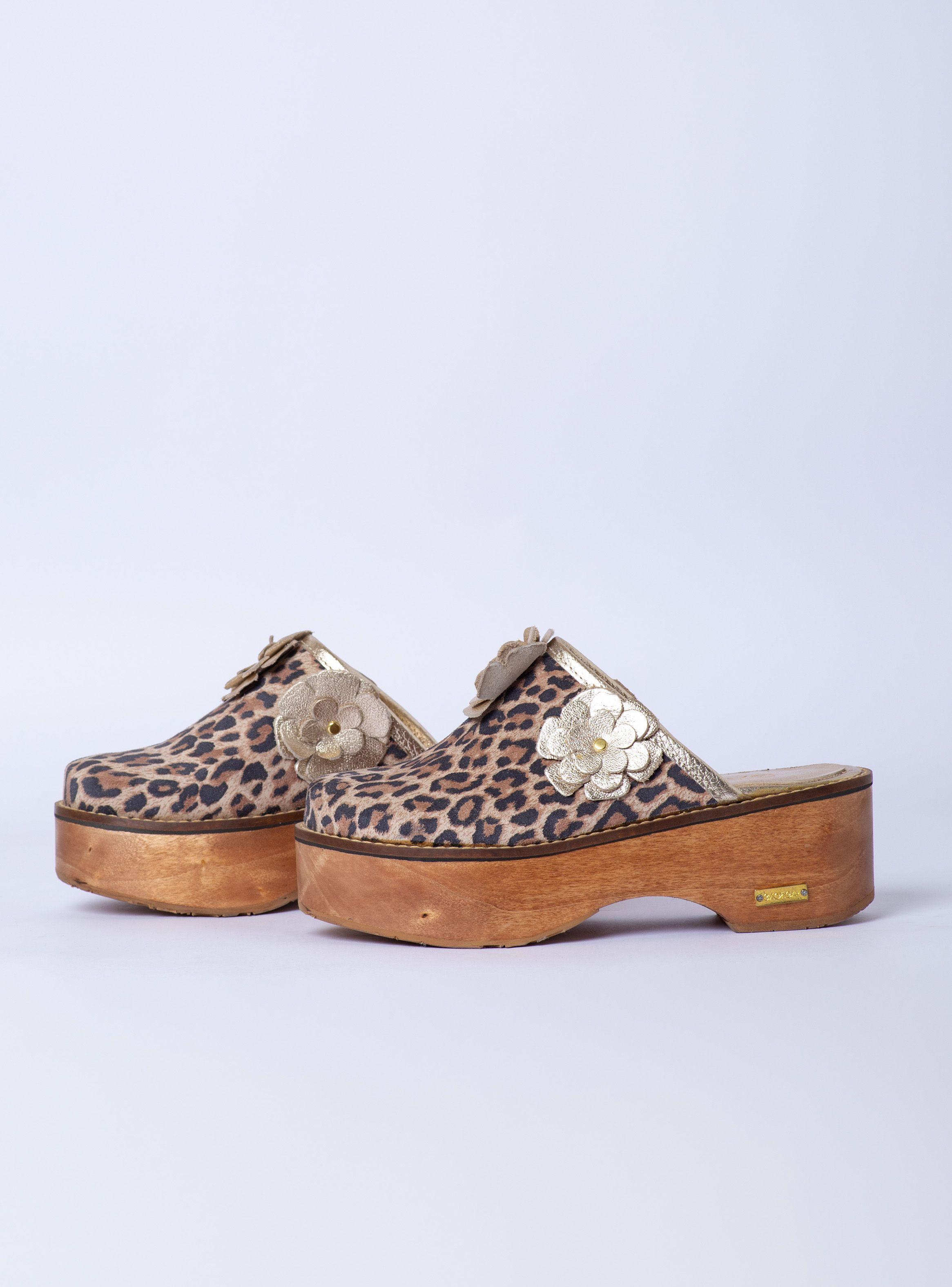 Zueco Dina Flores Animal Print Dorado Exotica-5