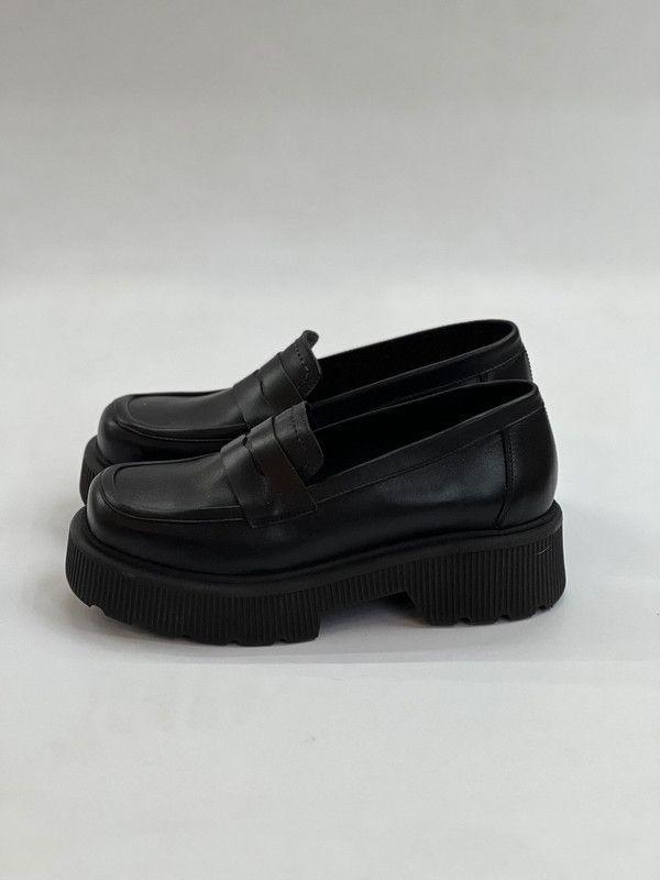 Mocasin Verena negro Exotica-1