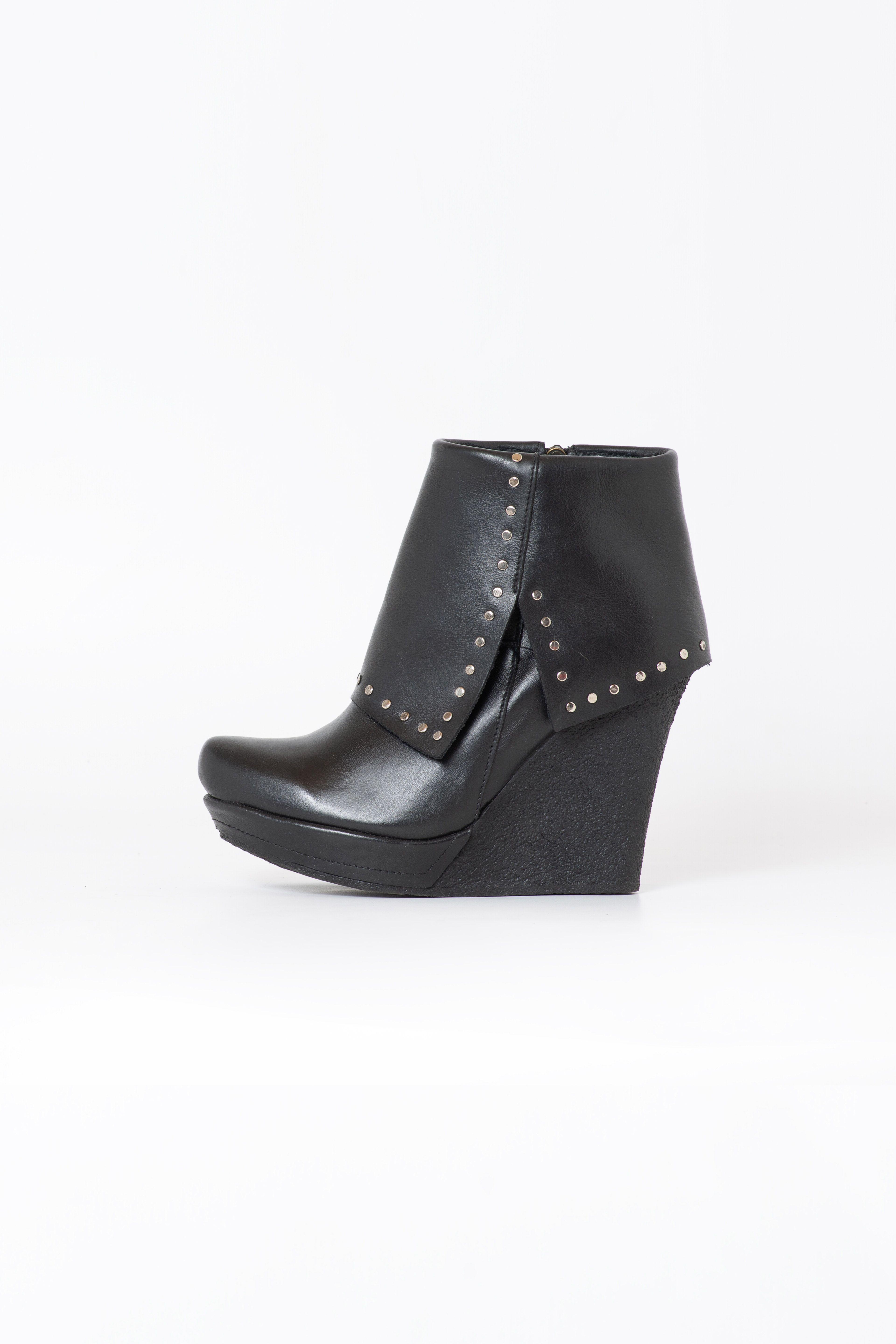 Botin Trini Negro Exotica-1