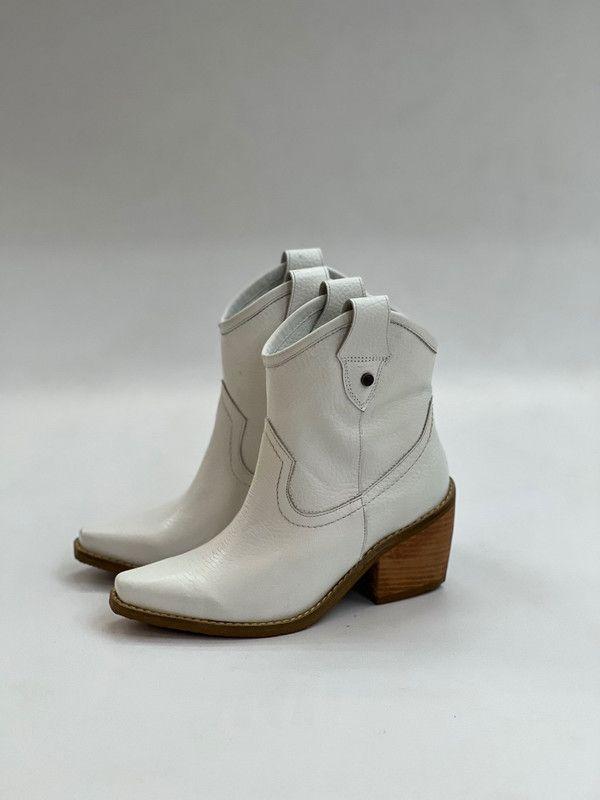 Botin Agata Blanco Exotica-1