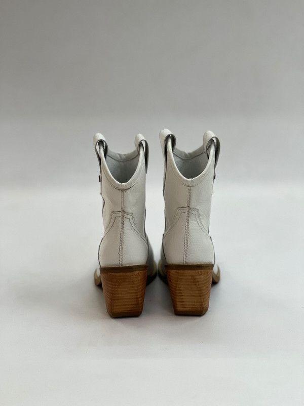 Botin Agata Blanco Exotica-3