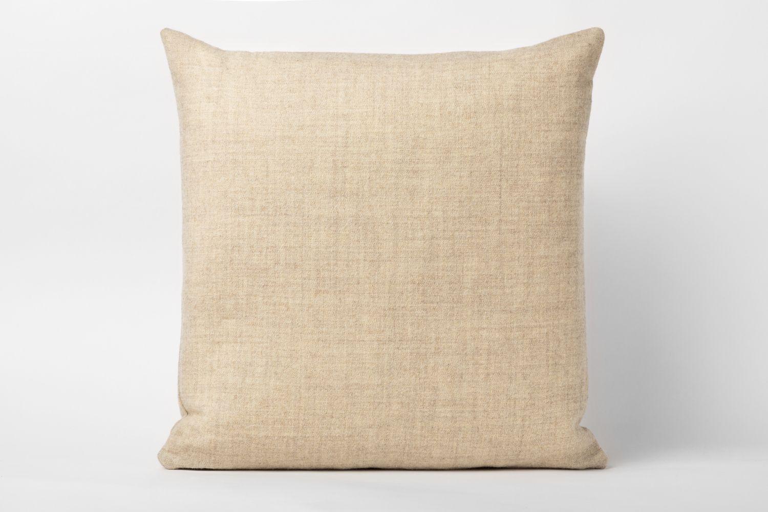 Cojín Rosen de Autor Sergio Arias Stripes 50 x 50 cm Crema-1