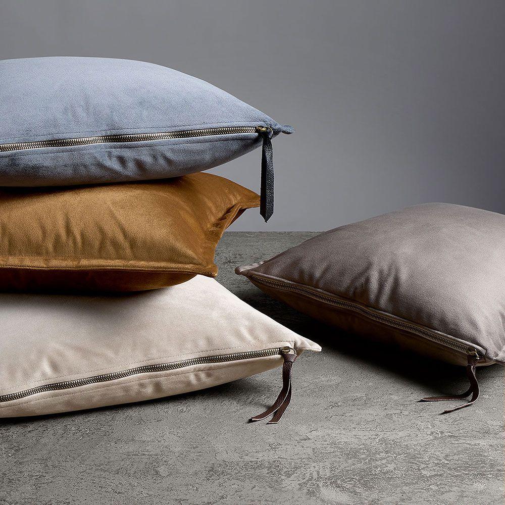 Funda de Cojín Sergio Arias Velvet Camel 50X50 cm-3