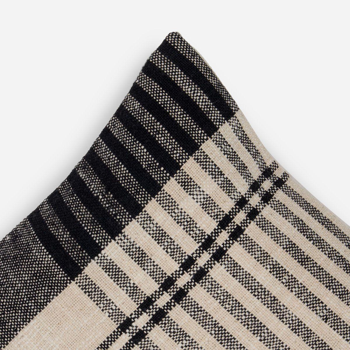 Funda de Cojín Egeo Negro 35 x 50 cm-1