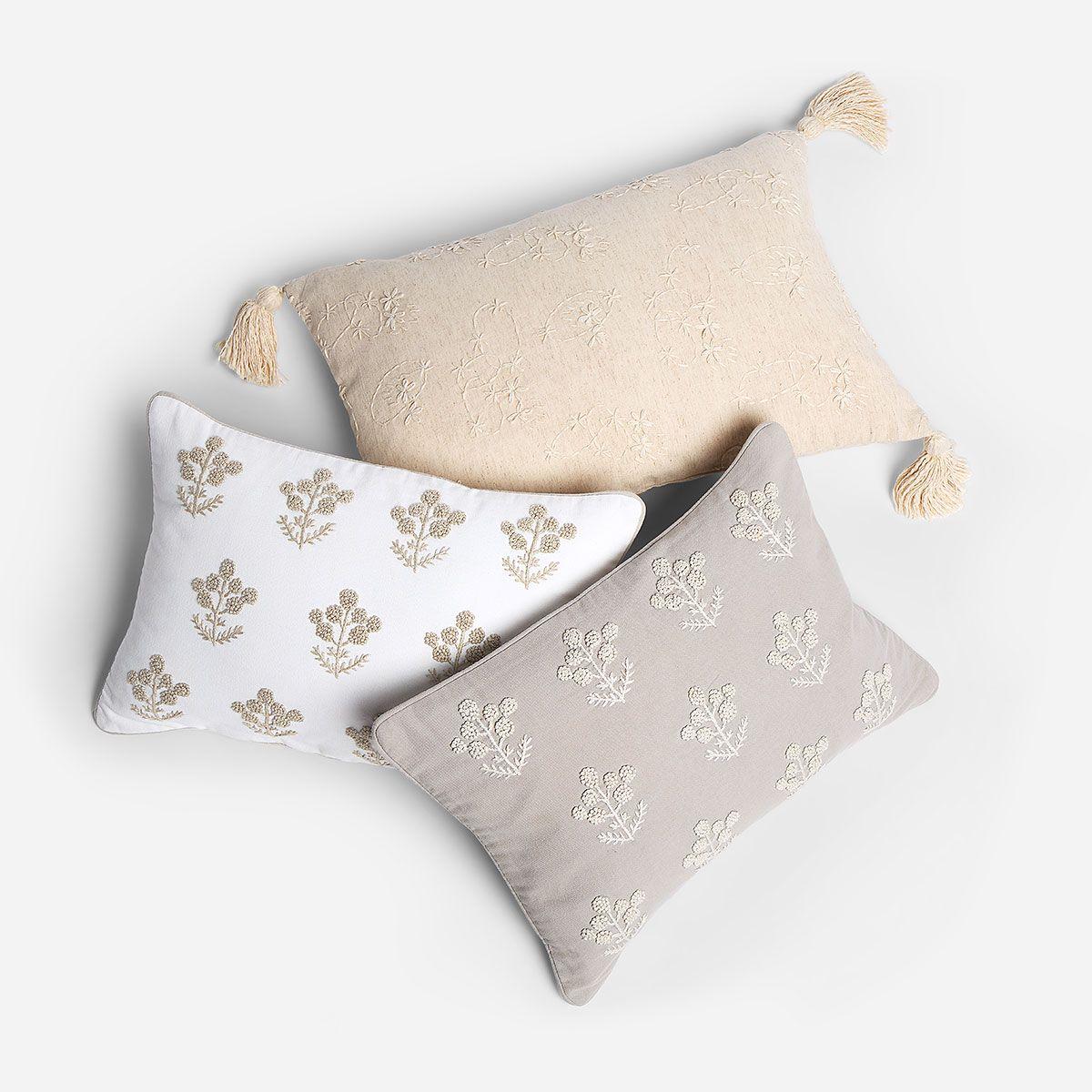 Funda de Cojín Bordado Domeni 35 x 50 cm Blanco-Beige-3