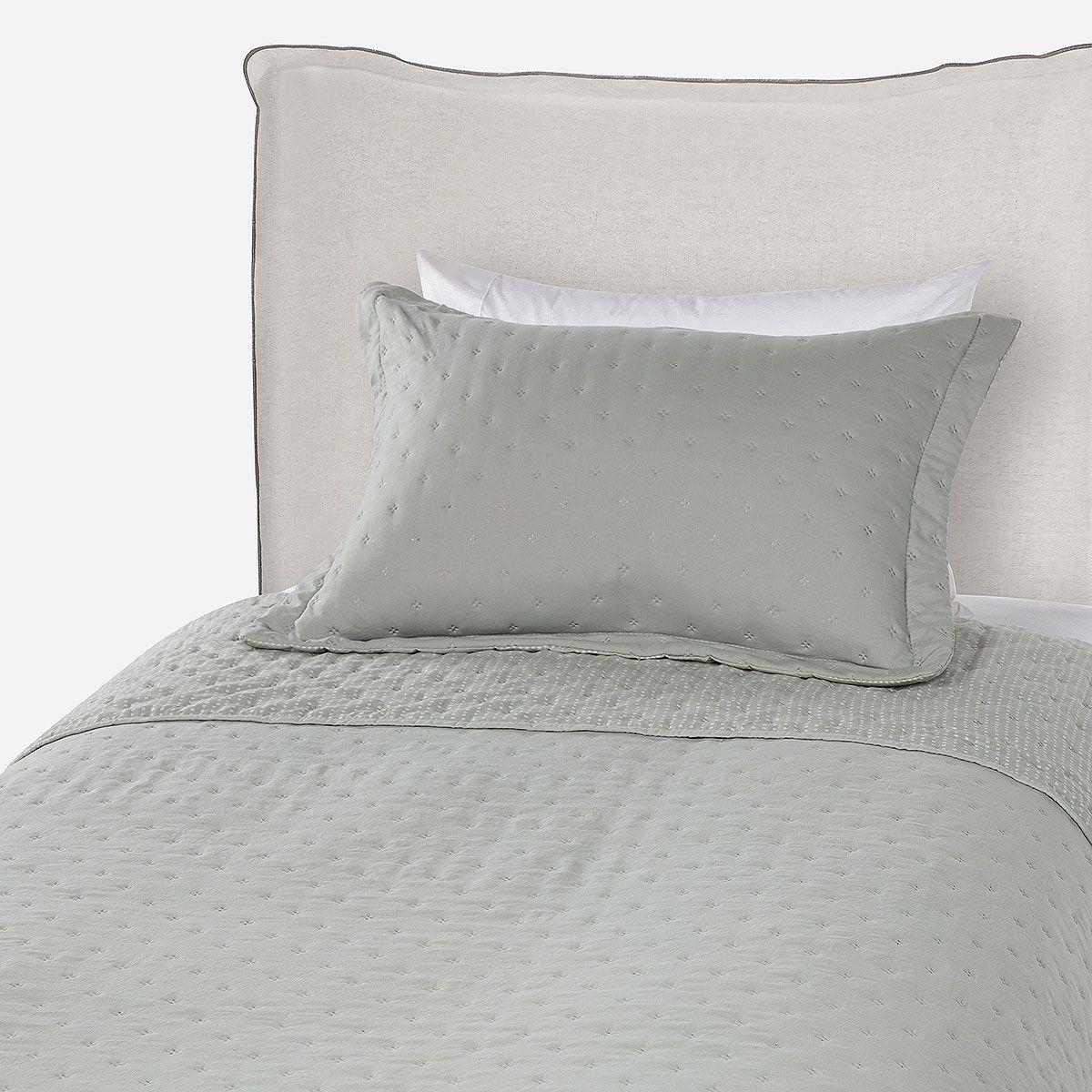 Cubrecama Reversible Supersoft Verde Salvia 1,5 Plazas-1
