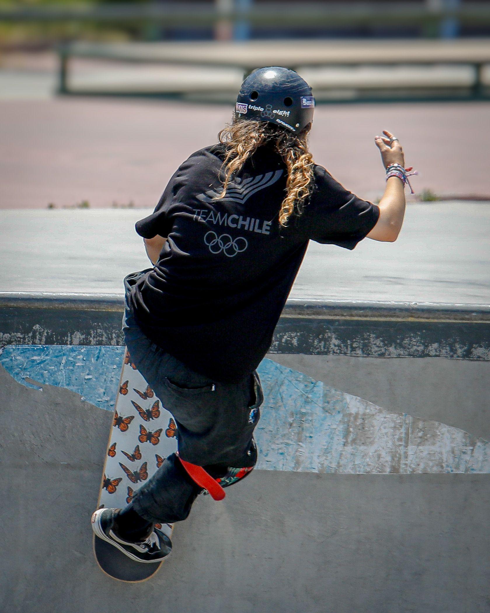 POLERA NEGRA DUPU TEAM CHILE-1