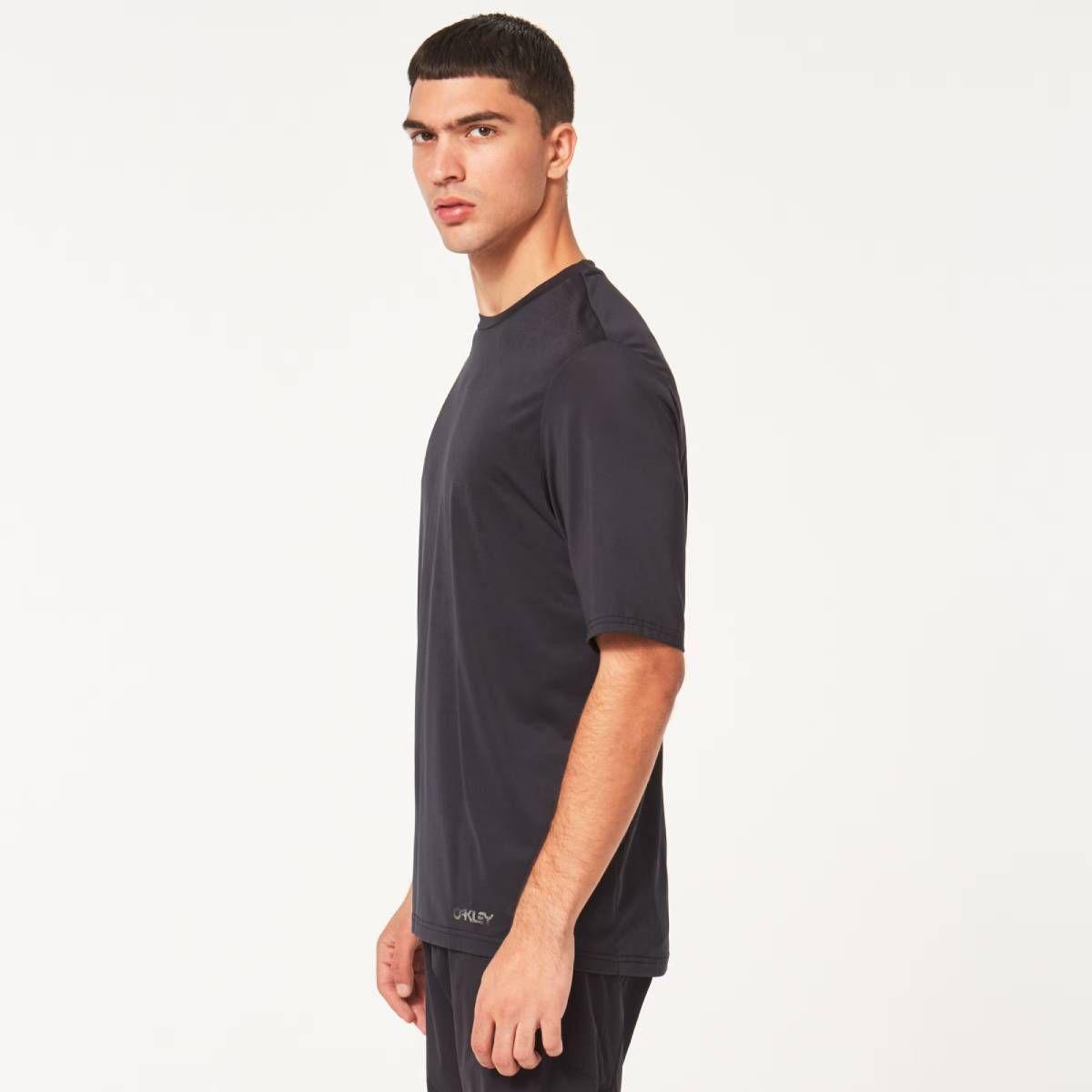 Polera Oakley Berm SS Hombre Gris-1