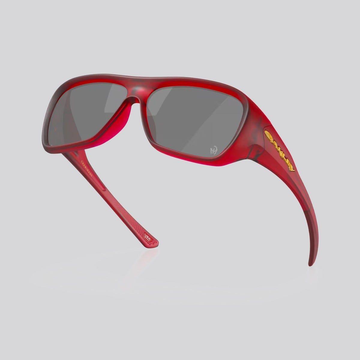 Lentes de Sol Oakley Chaminade Matte Transparent Red-3