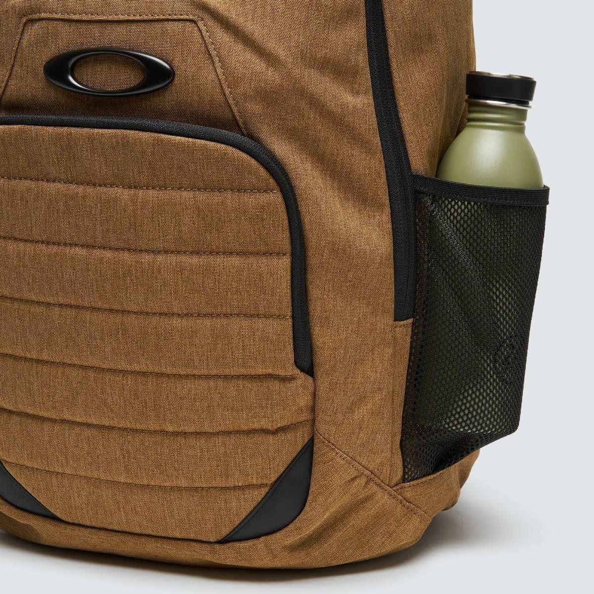 Mochila Oakley Enduro 4.0 Coyote  Café-2