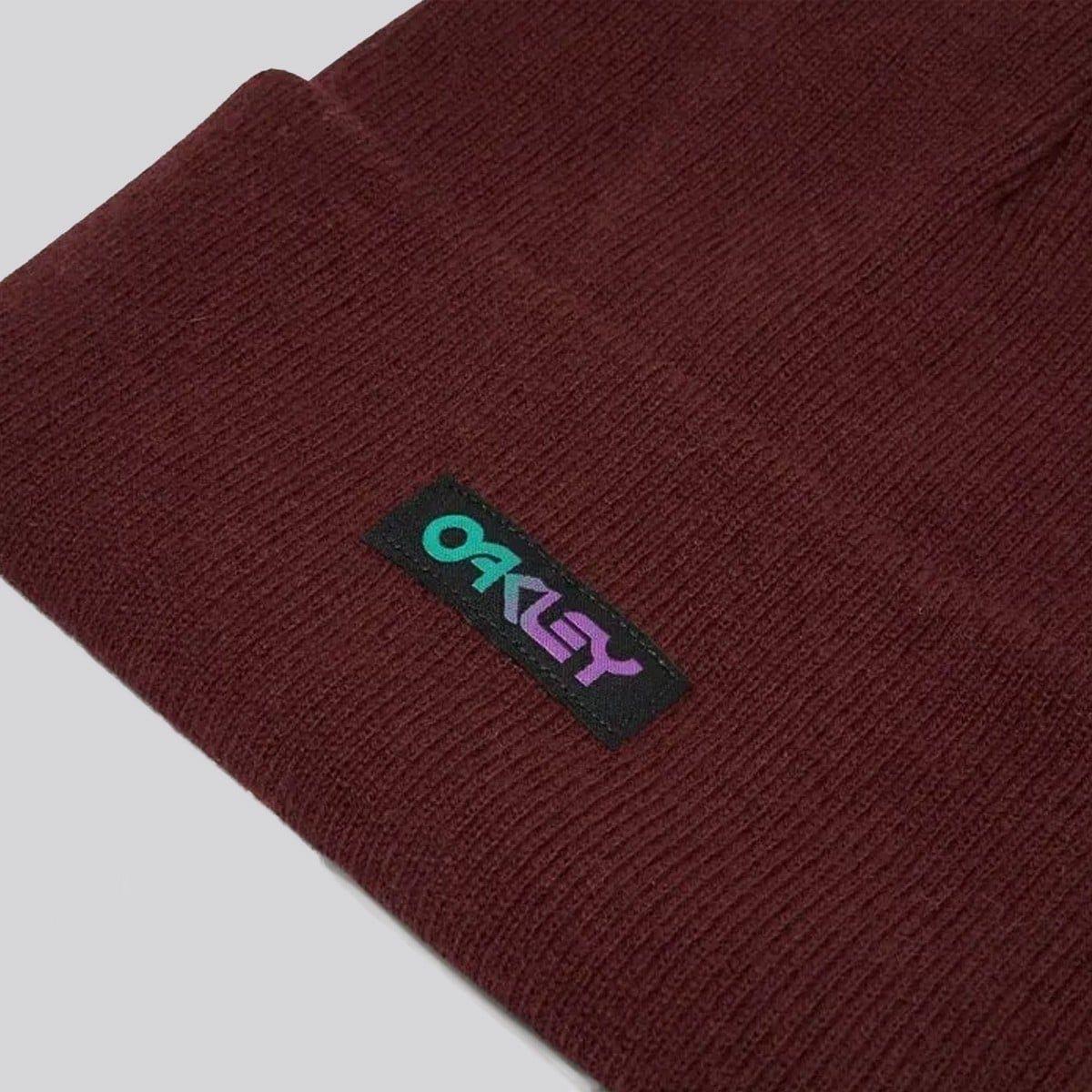 Beanie Oakley B1B Gradient Patch Burgundy-2