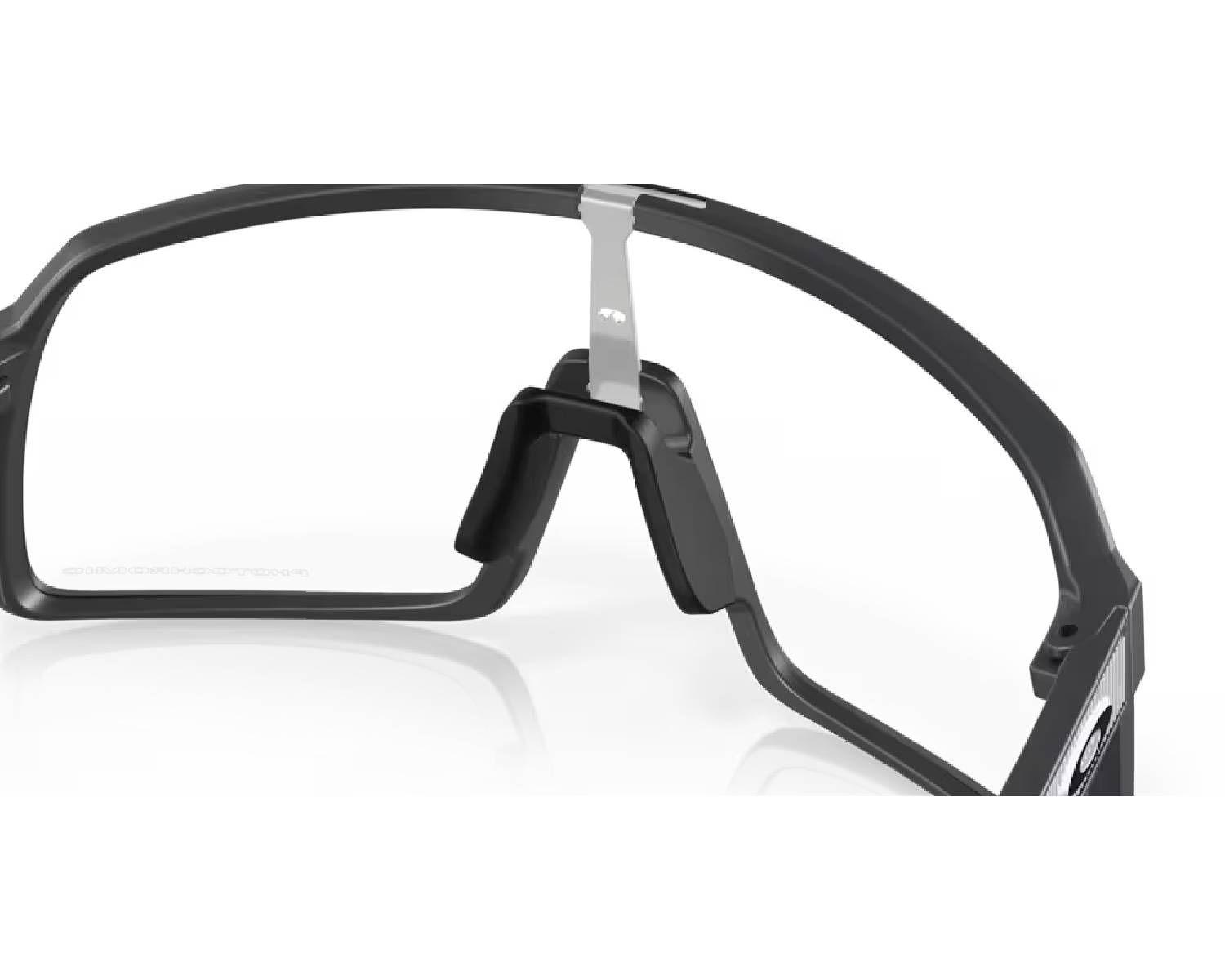 Lentes de Sol Oakley Sutro Matte Black Clear-6
