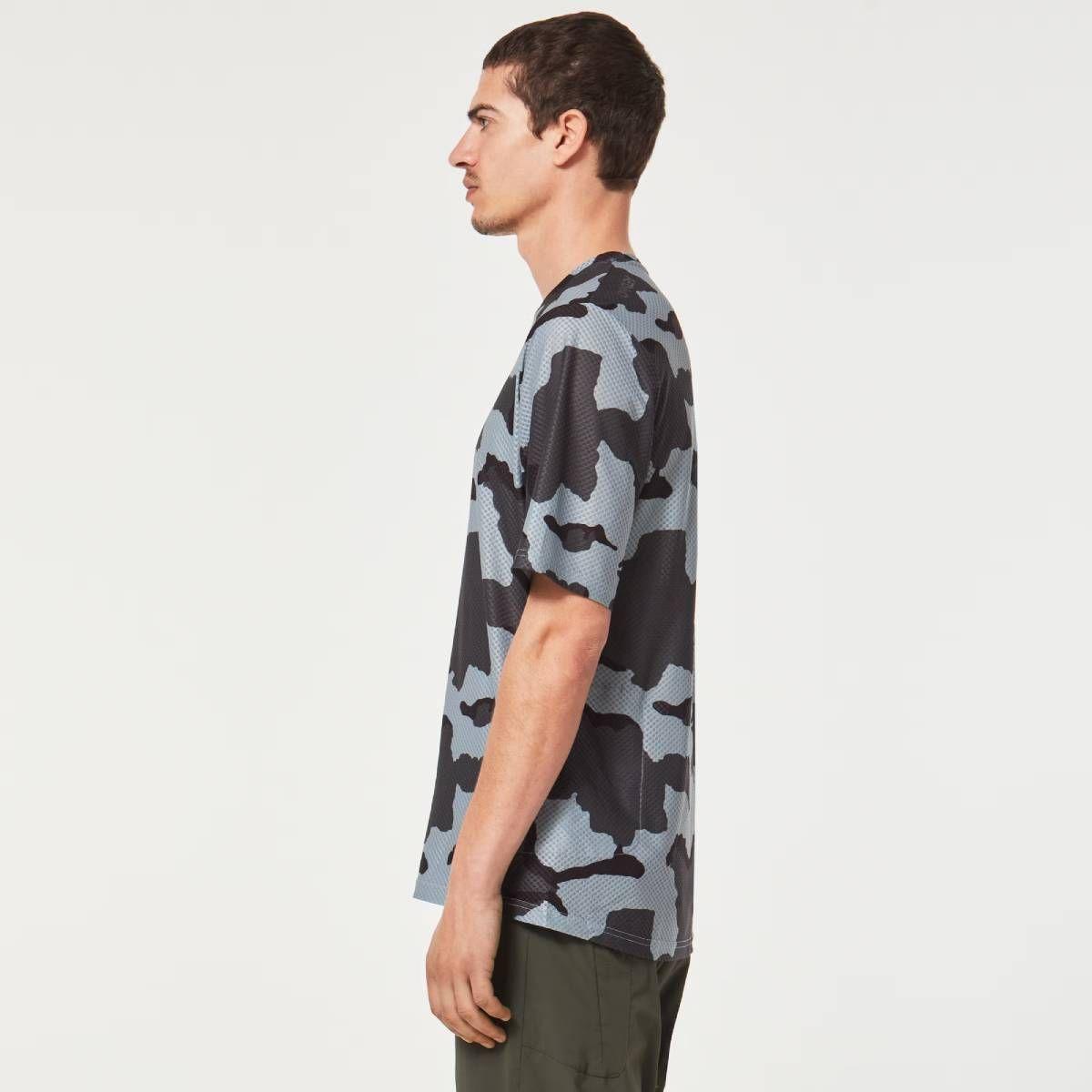 Polera  Oakley Ride Free SS Hombre Gris-1