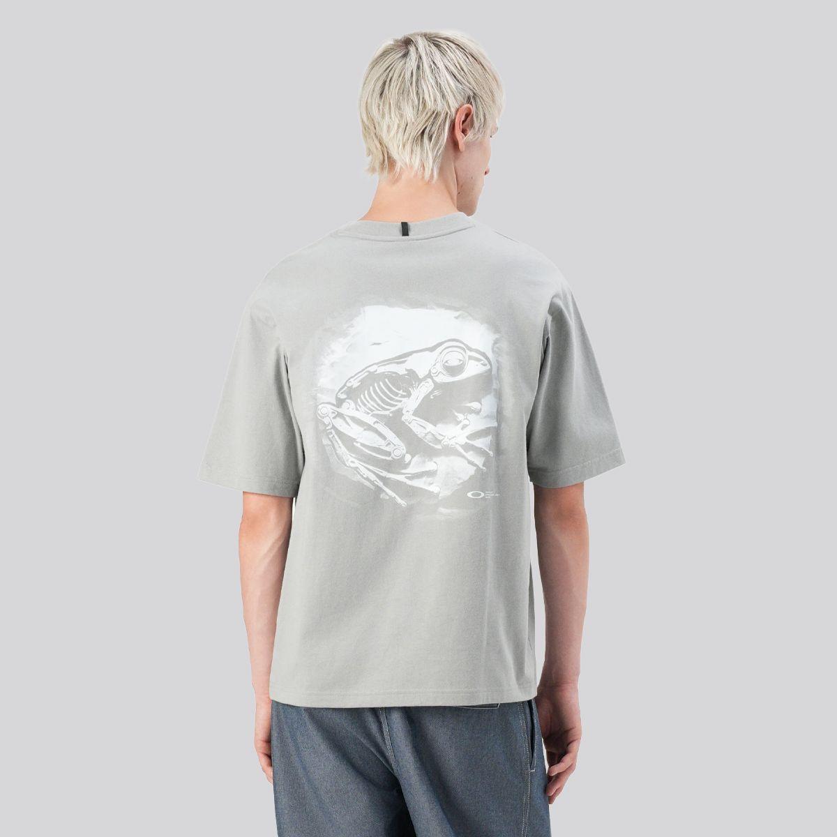 Polera Oakley Futurescape Fossil Cement Hombre Gris-1
