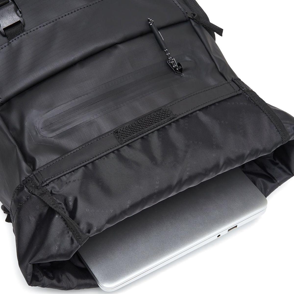 Mochila  Road Trip Terrain RC Oakley Blackout-3