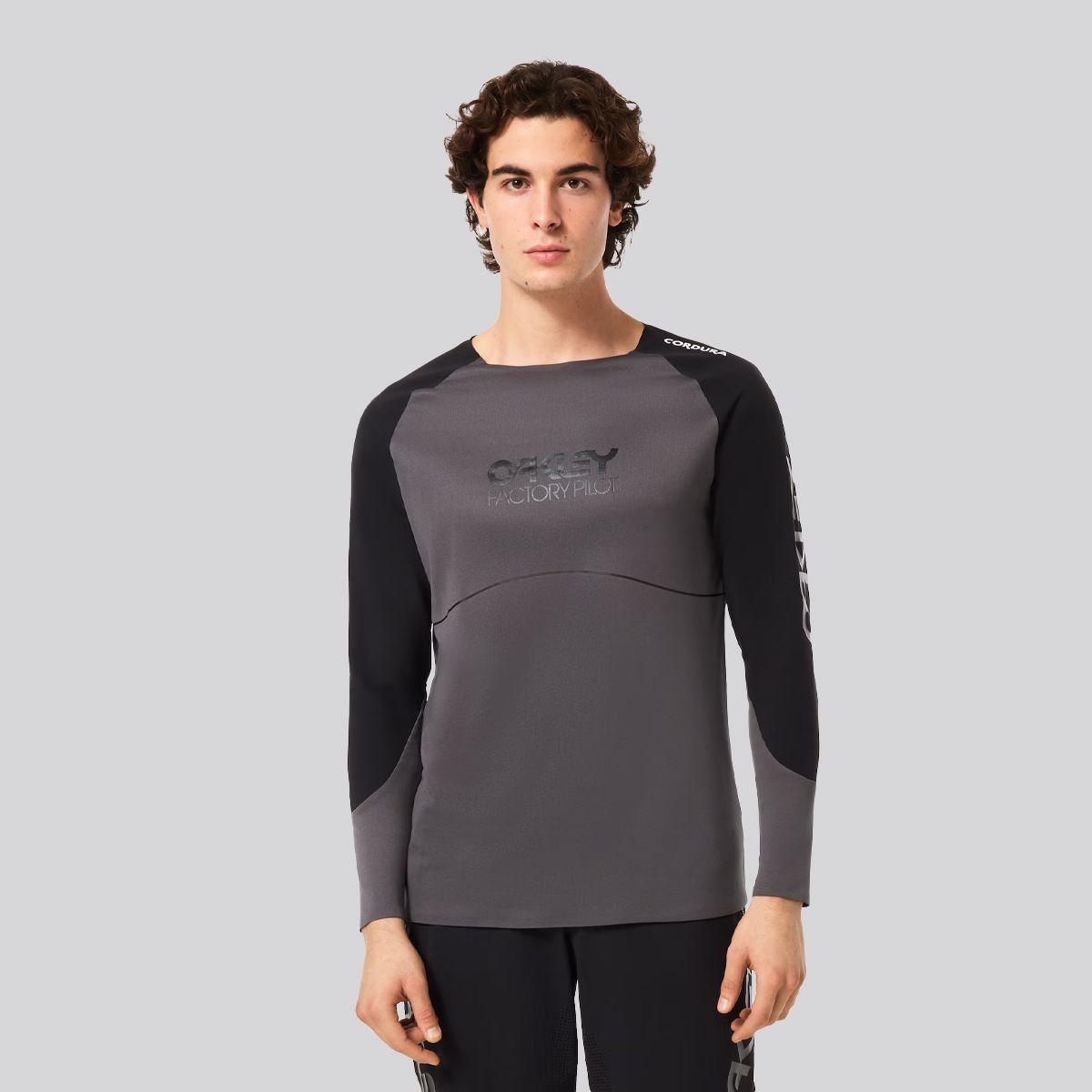 Polera Hombre Maven Scrub Oakley Black/Grey-0