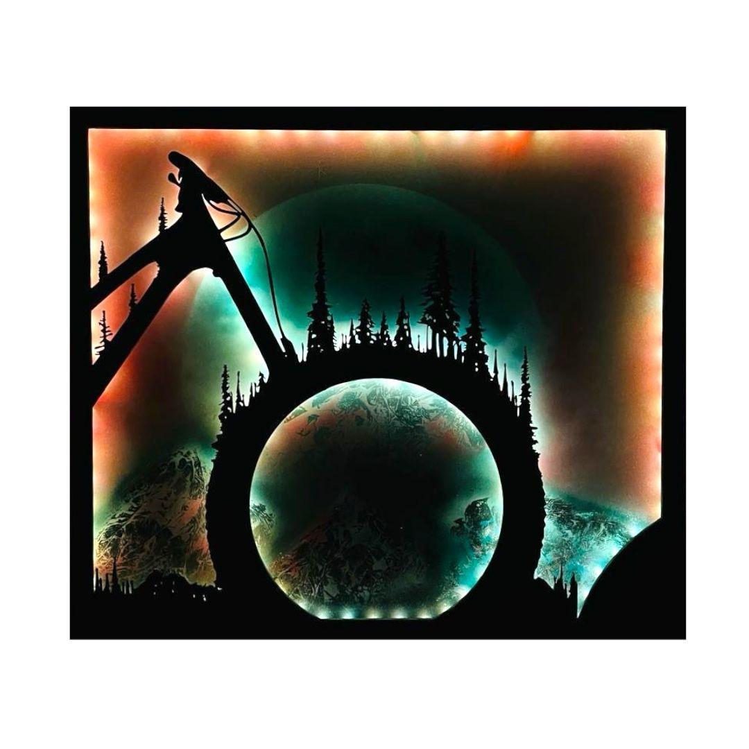 Cuadro retroiluminado modelo Luna y Montañas-7