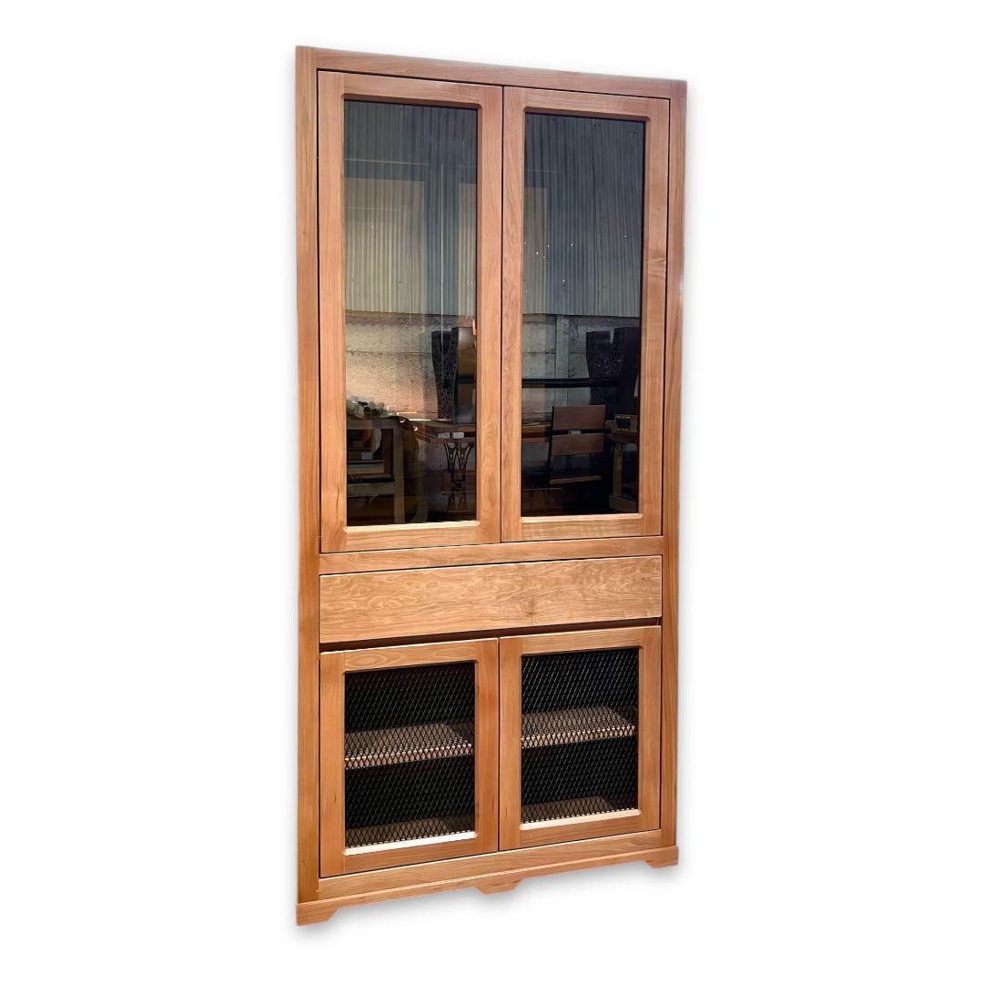Mueble Licorero infinito de 4 puertas con retroiluminación-2