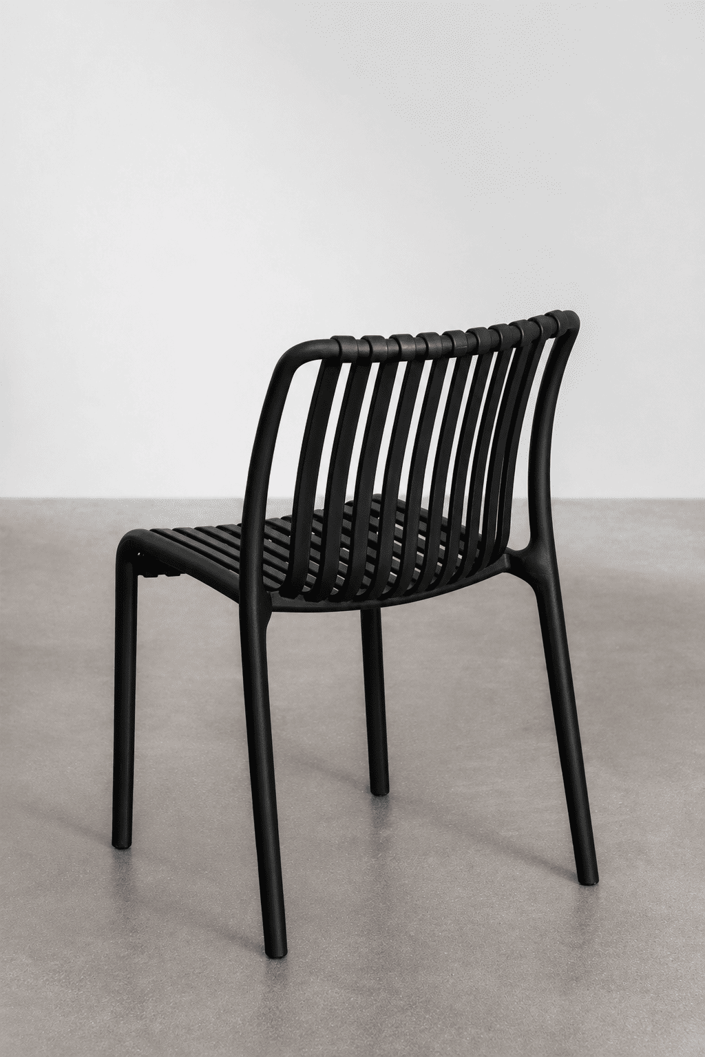 Silla France Negra de Polipropileno – Diseño Moderno y Alta Resistencia-2