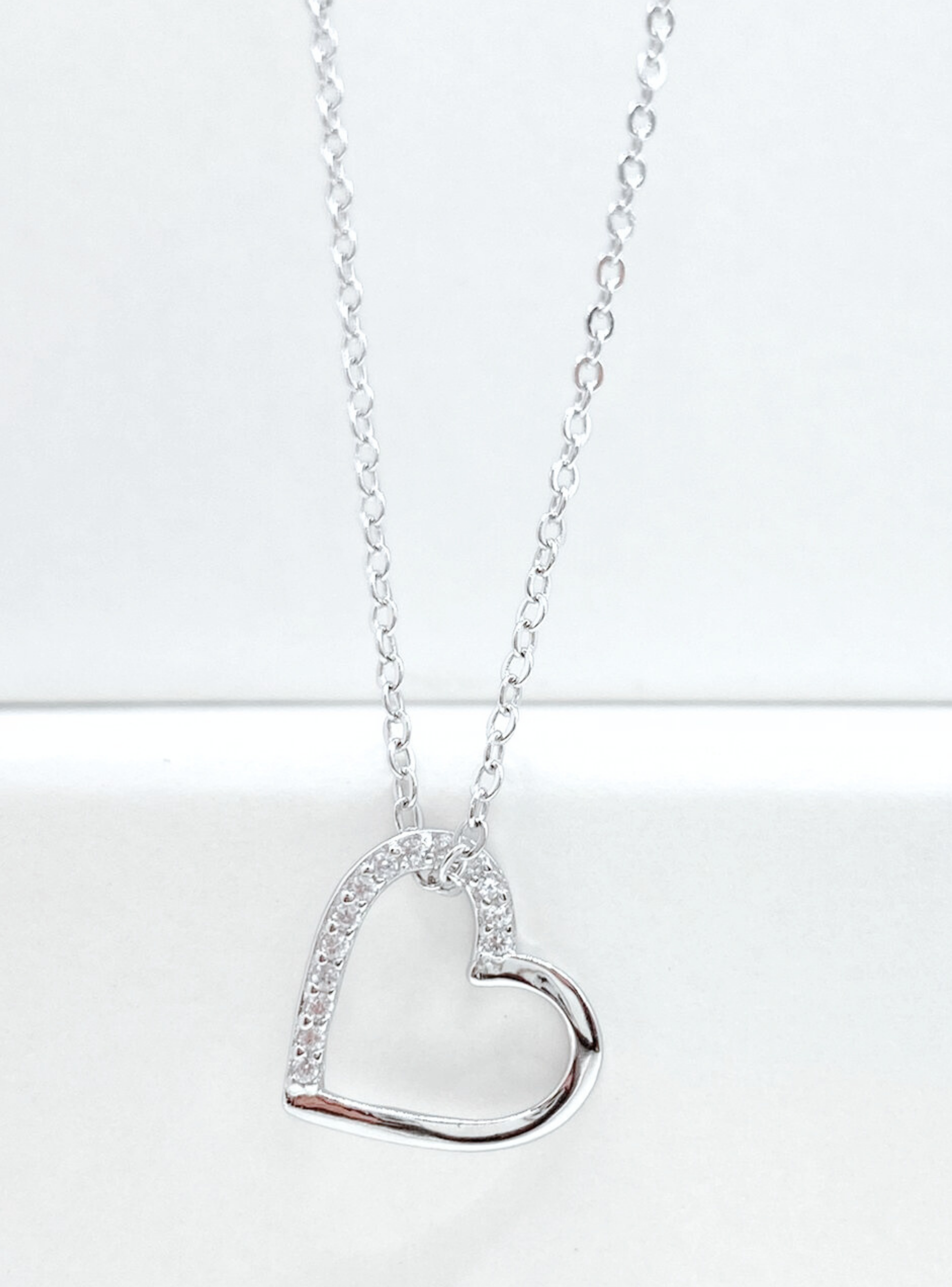 Collar Corazón con Circonita en Plata 925 y Chapado en Platino -3