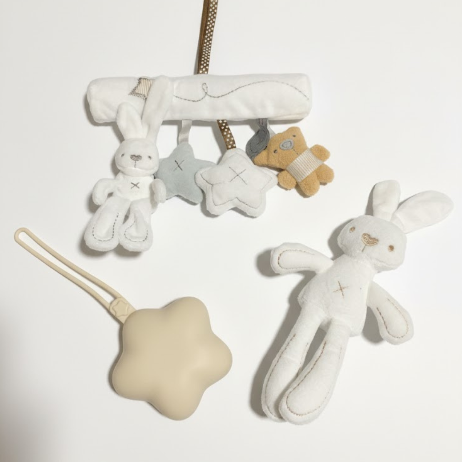 Kit de Estimulacion y Apego Movil Peluche y Porta Chupete-5