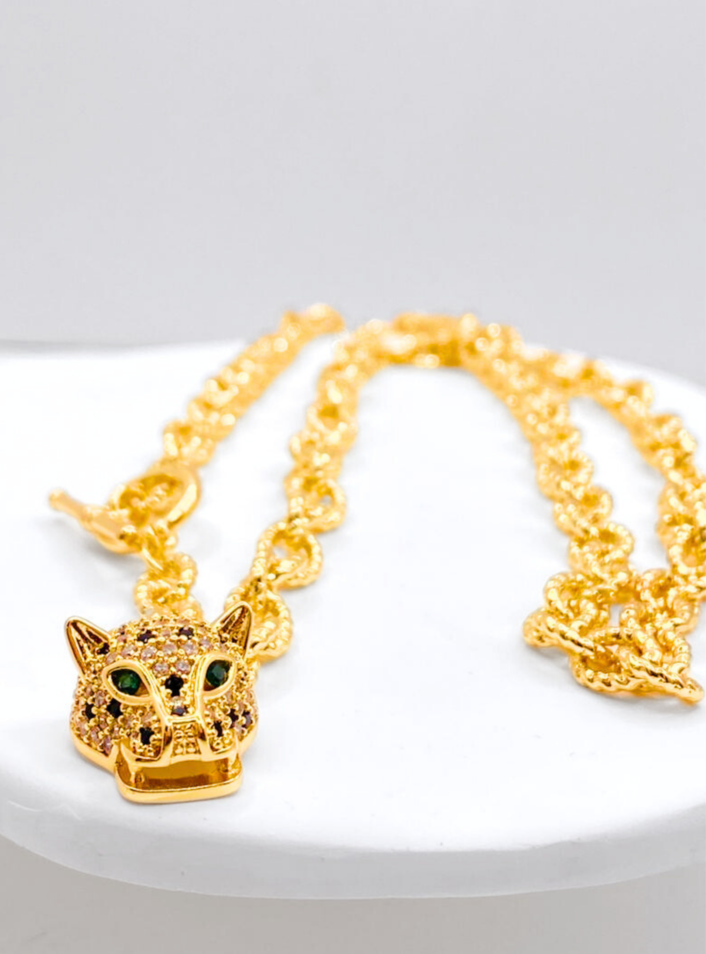 Collar Cabeza de Leopardo en Oro, Poder y Elegancia en Cada Detalle-2
