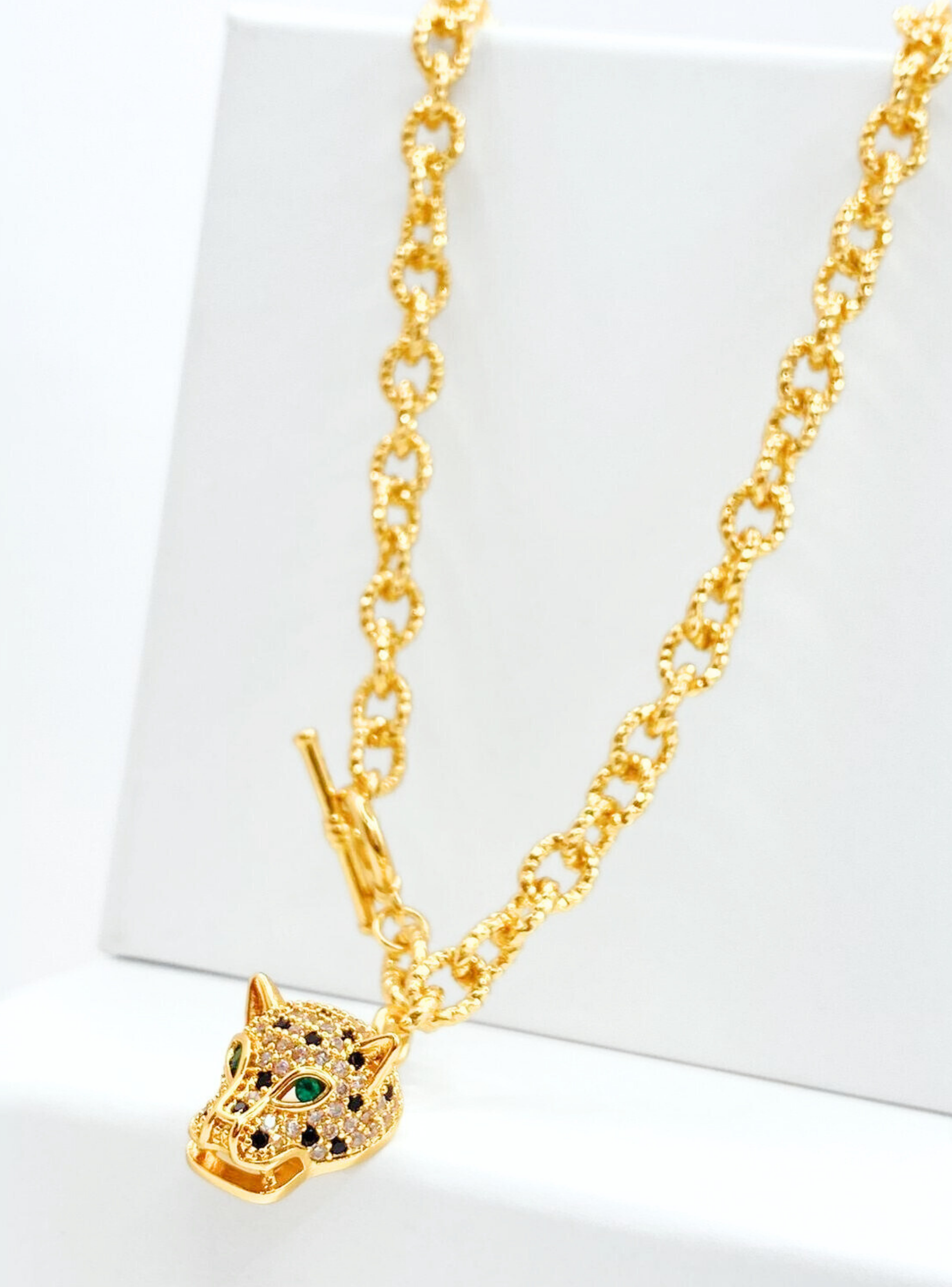 Collar Cabeza de Leopardo en Oro, Poder y Elegancia en Cada Detalle-4