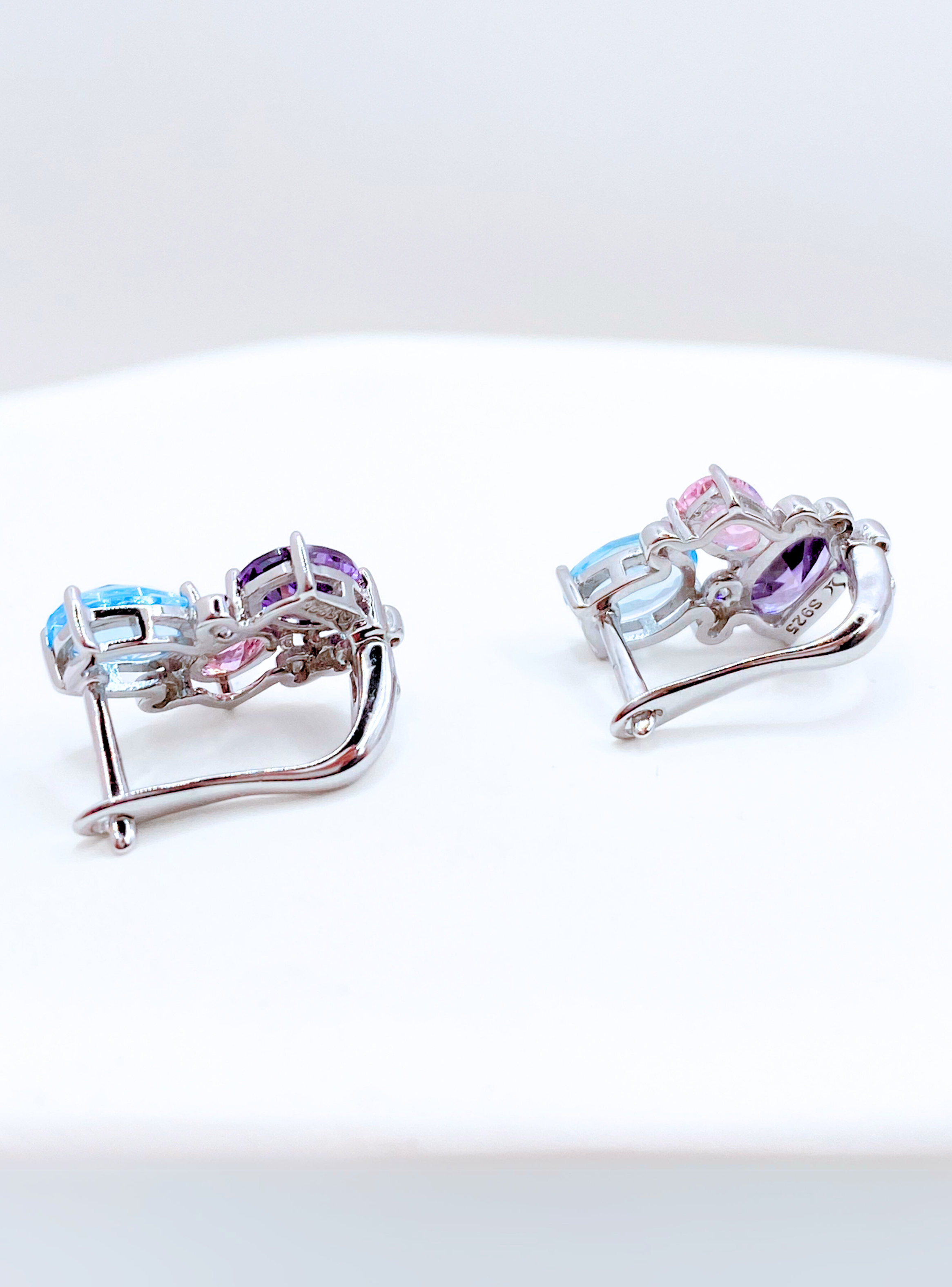 Aros Circonitas Tricolor Violeta, rosa y celeste.-2