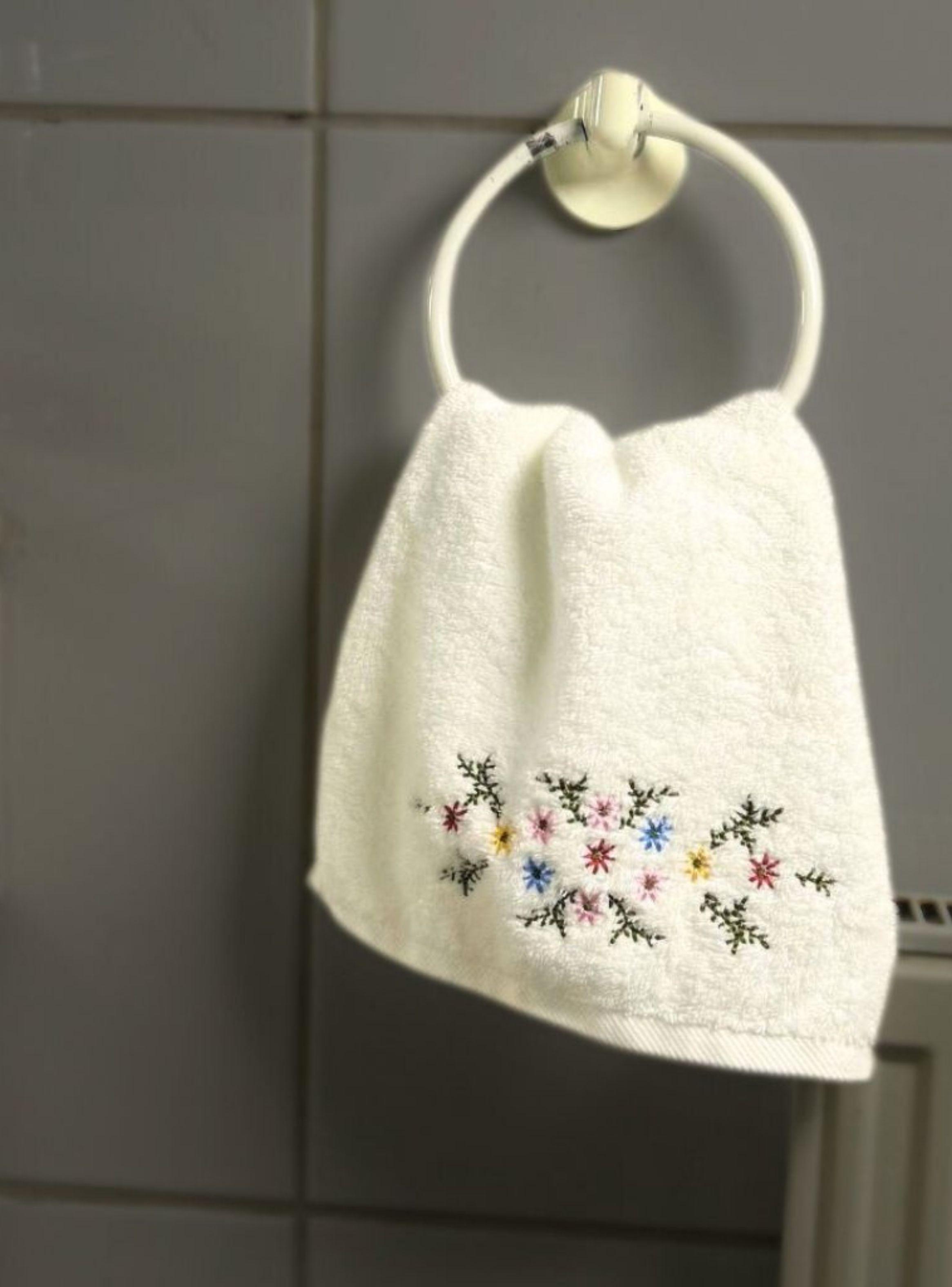3 TOALLAS ROYAL TOUCH Floral Visita 30 cm x 45 cm Algodón 550 GSM BOHEMIK-2