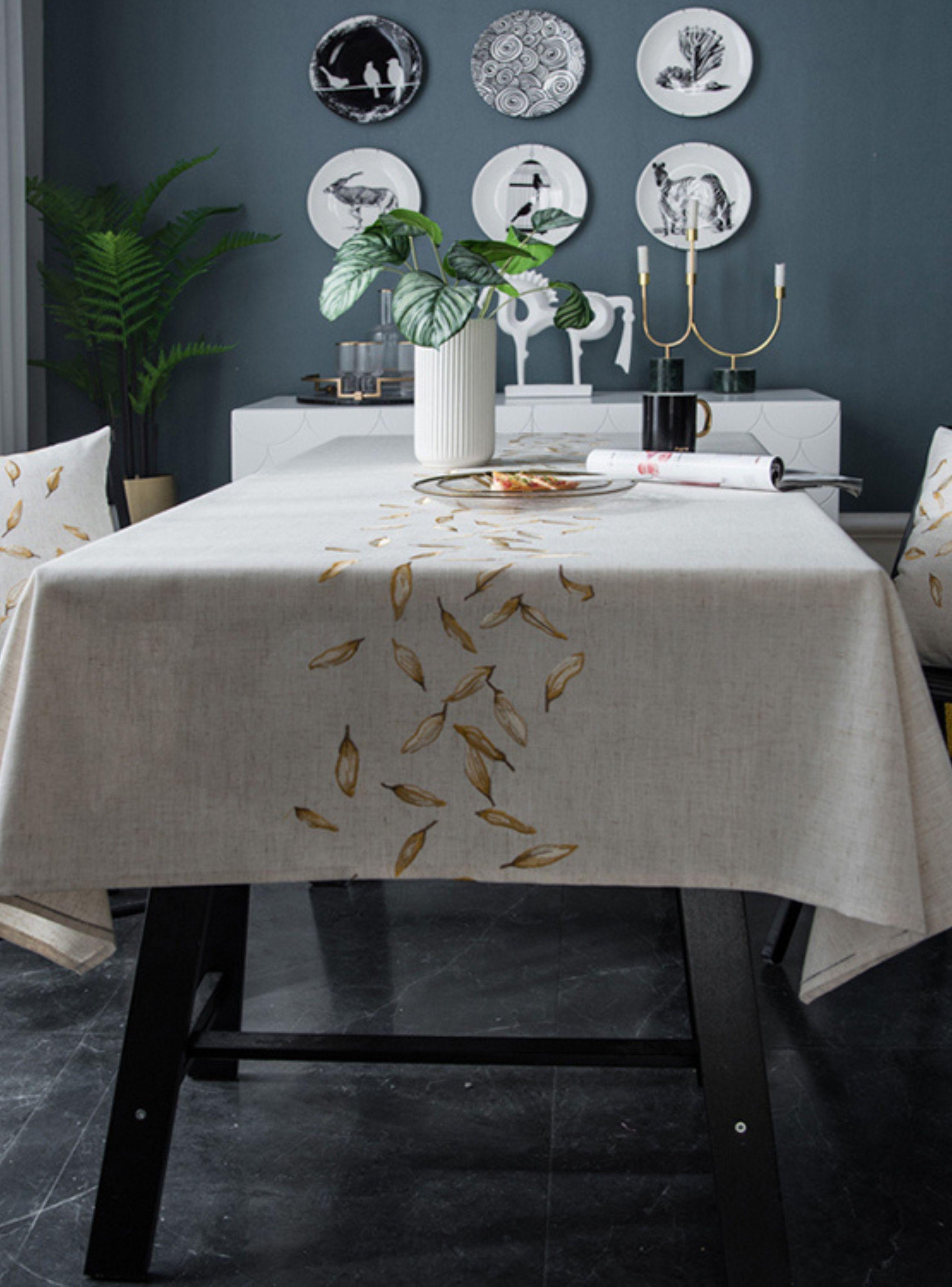 Mantel Rectangular Crema Bordado con Hojas-4
