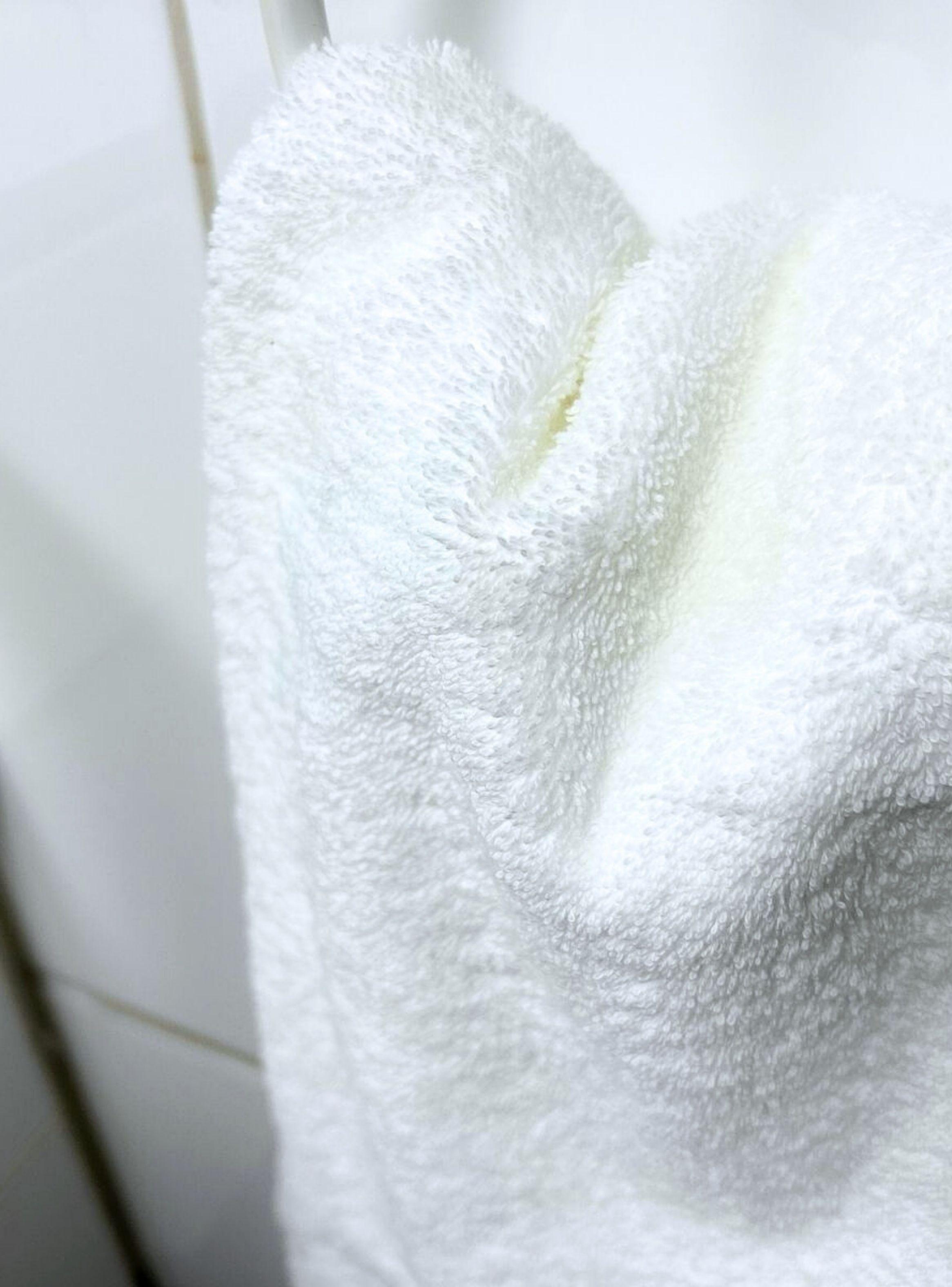 3 TOALLAS ROYAL TOUCH Mano 40 cm x 80 cm Algodón 550 GSM BOHEMIK-1