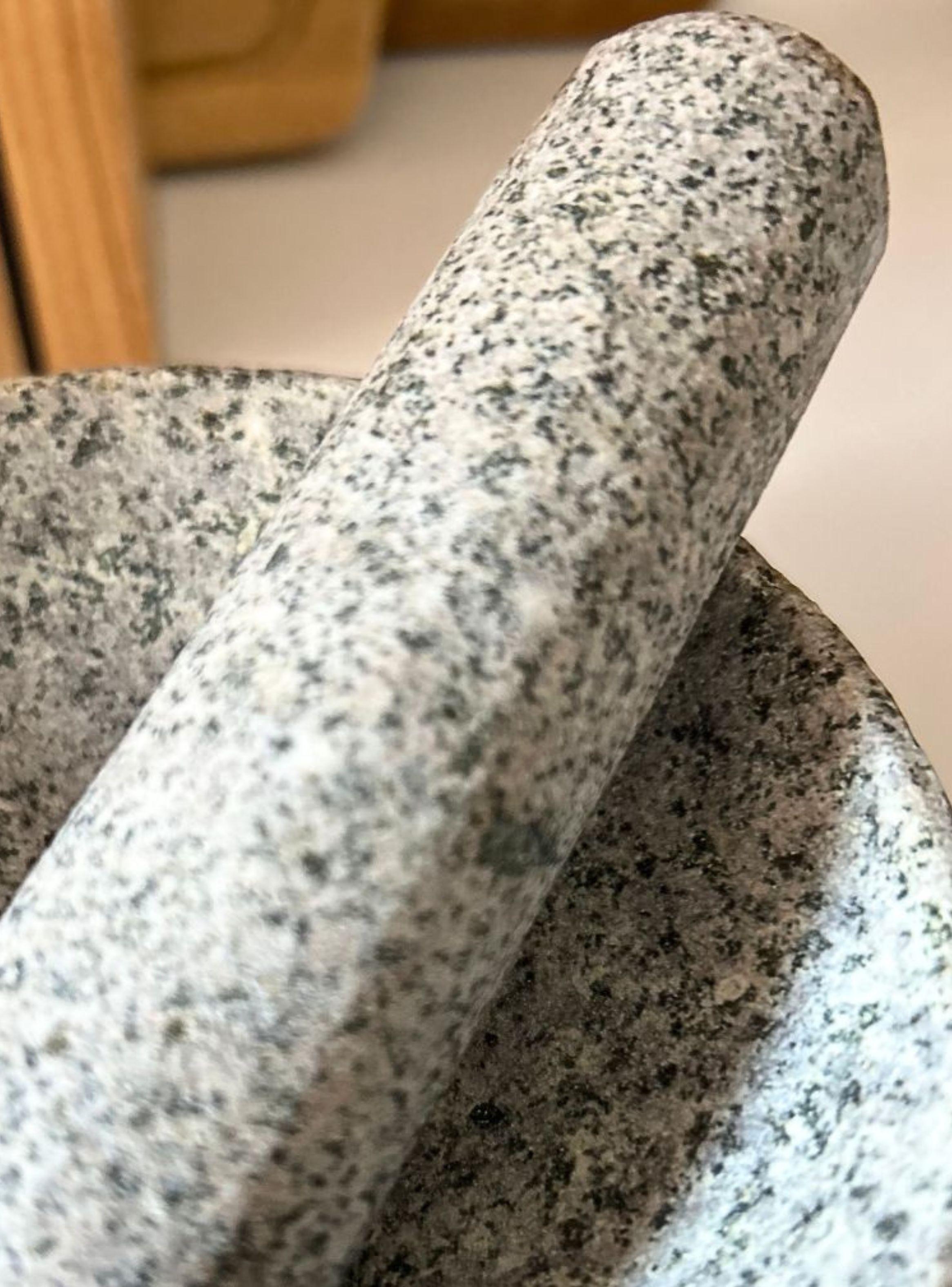 Mortero de Piedra 15 cm x 8 cm BOHEMIK-4