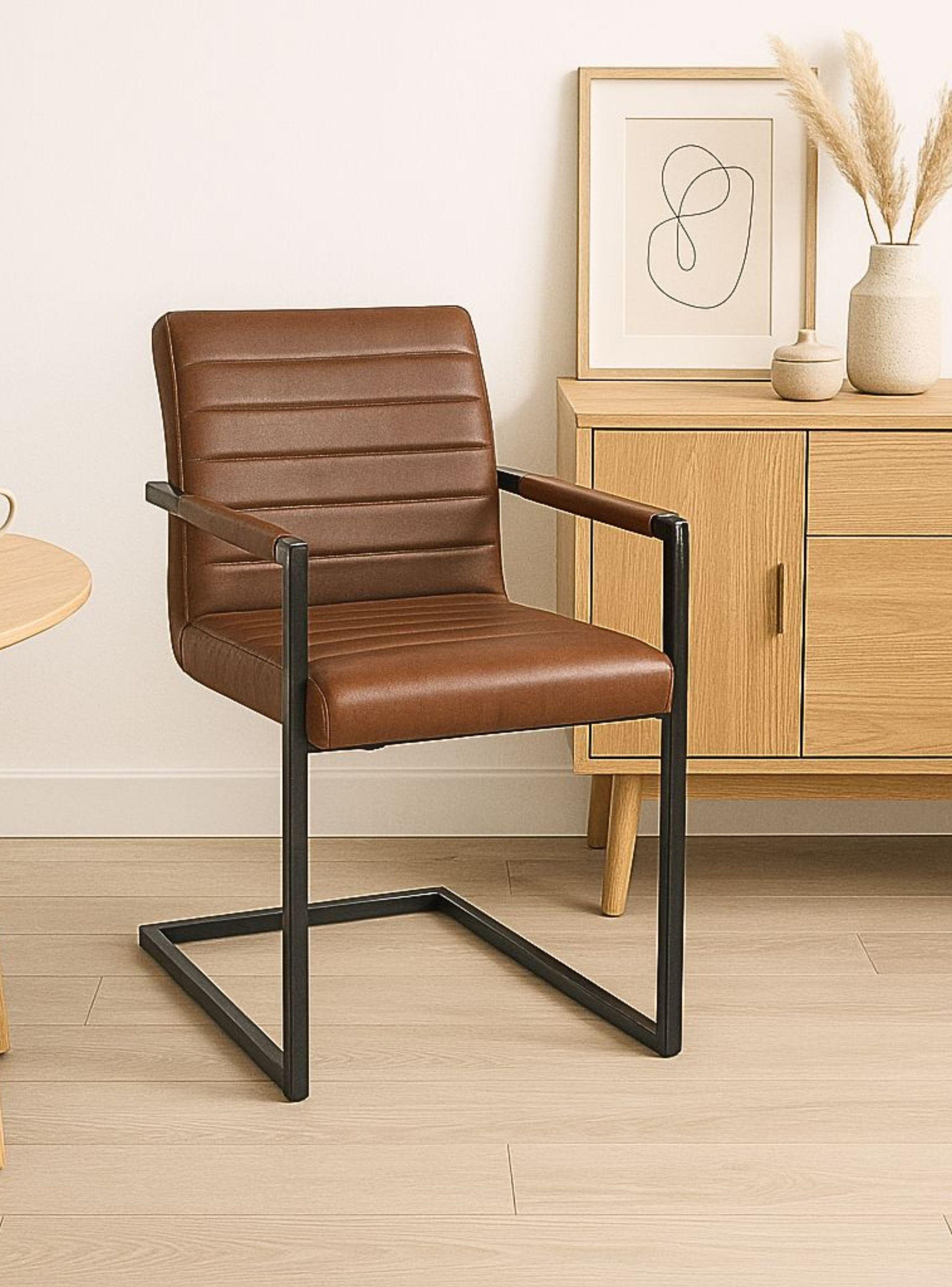 Silla Industrial de Cuero Sint tico Marr n con Base Met lica Caf-4