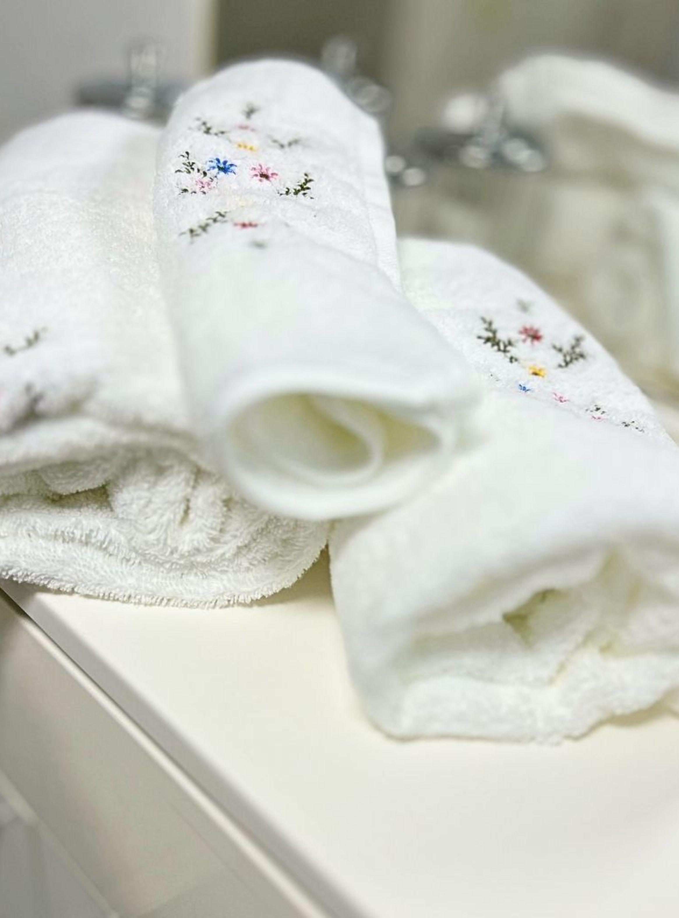 TOALLAS ROYAL TOUCH FLORAL 3 unidades de Tamaño BAÑO-4