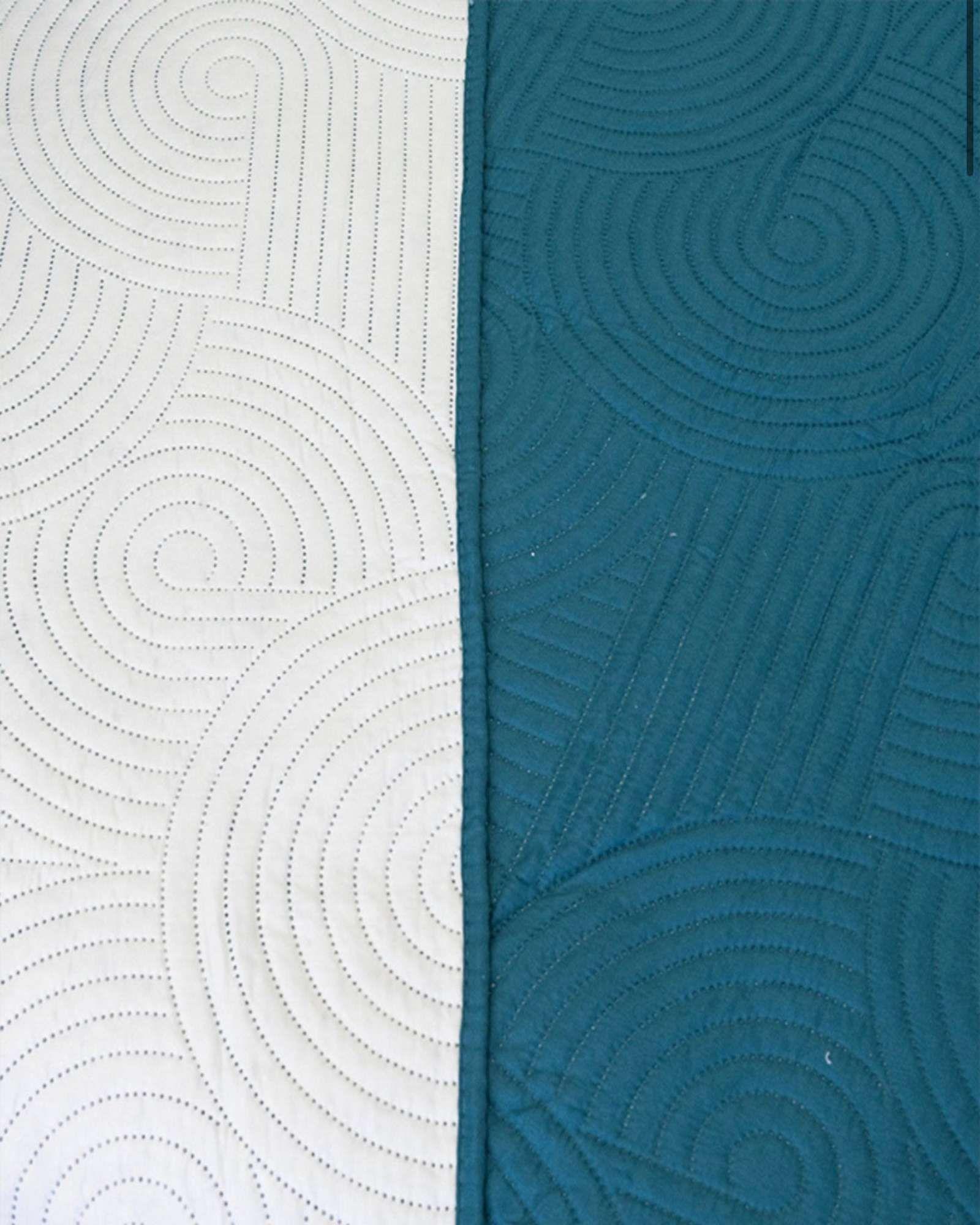 Quilt Bicolor MAS 1 ALMOHADA DE REGALO plaza y media Doral D05-1