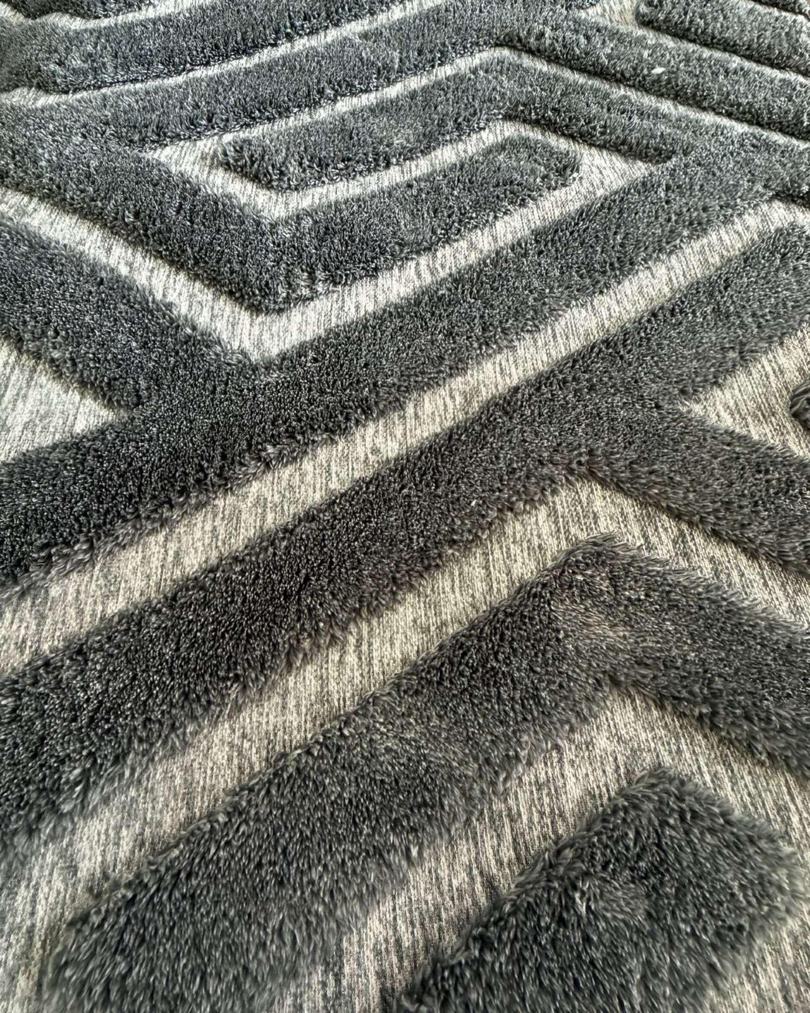 ALFOMBRA LIVING COMEDOR DISEÑO GEOMETRICO 160X200CM GRIS OSCURO-3