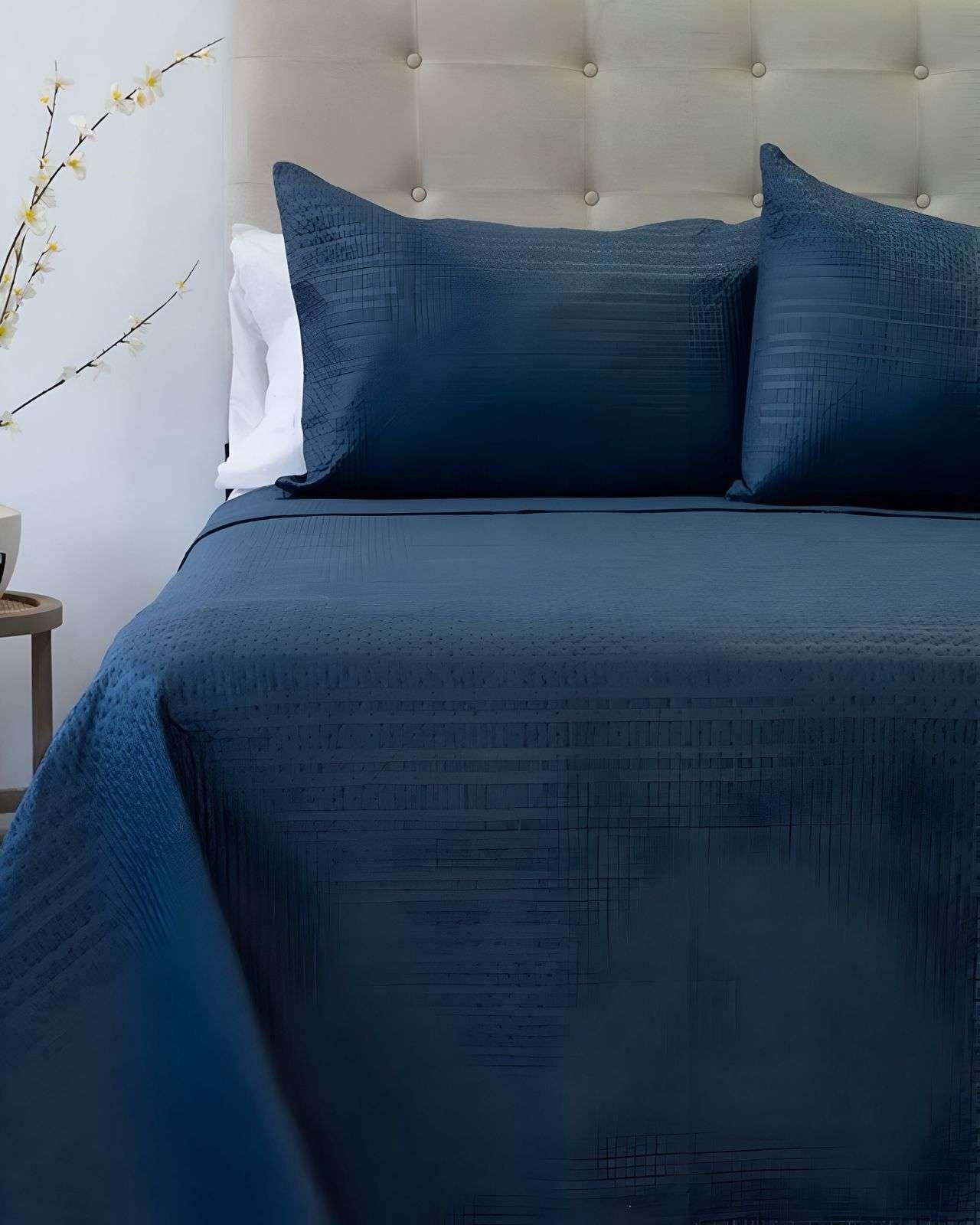 Quilt Boston King Doral MAS 2 ALMOHADAS DE REGALO D03-3