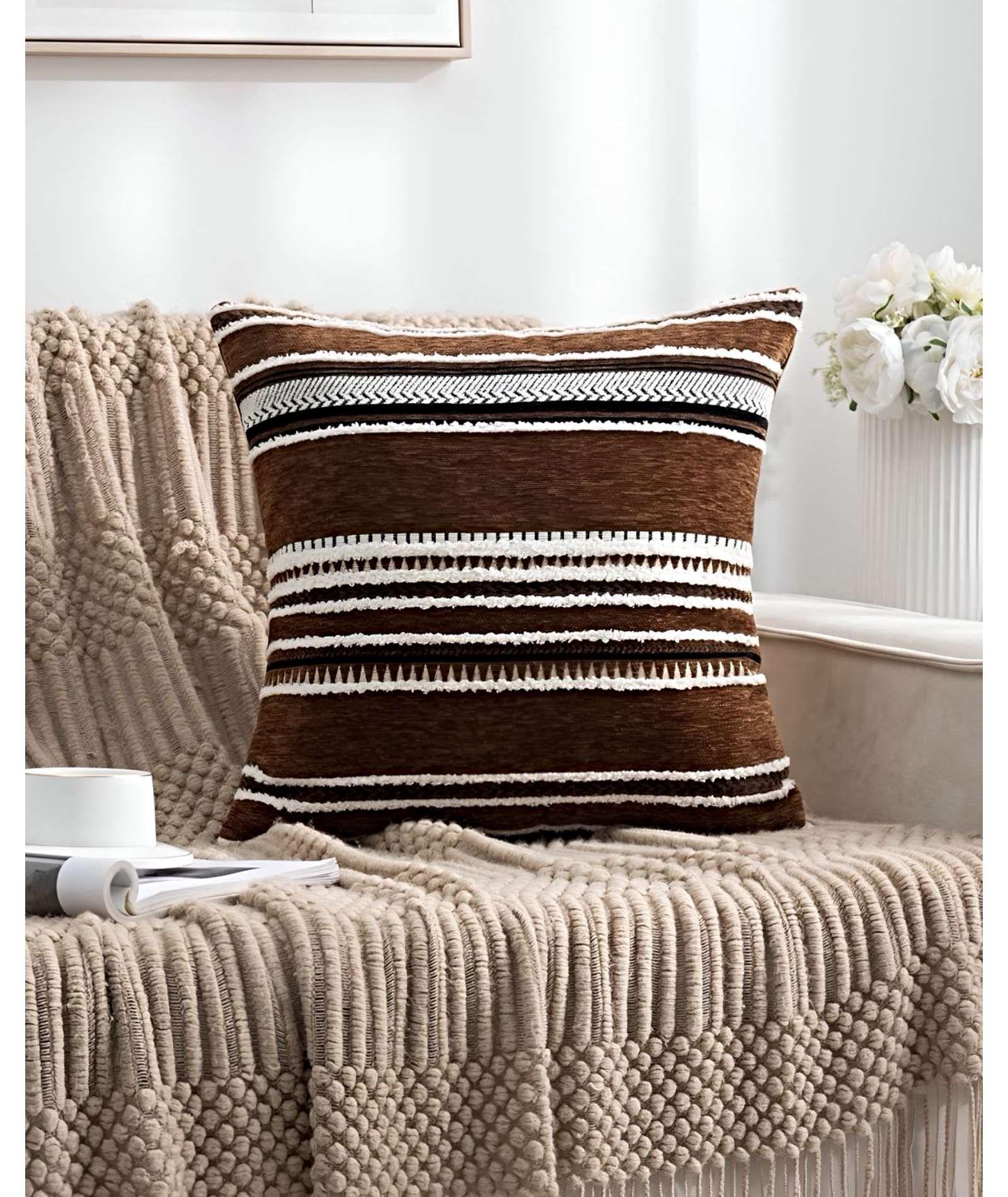 JUEGO DE 4 FUNDAS DE COJINES DISEÑO CHENILLE LINEAS MANDALA A3-2