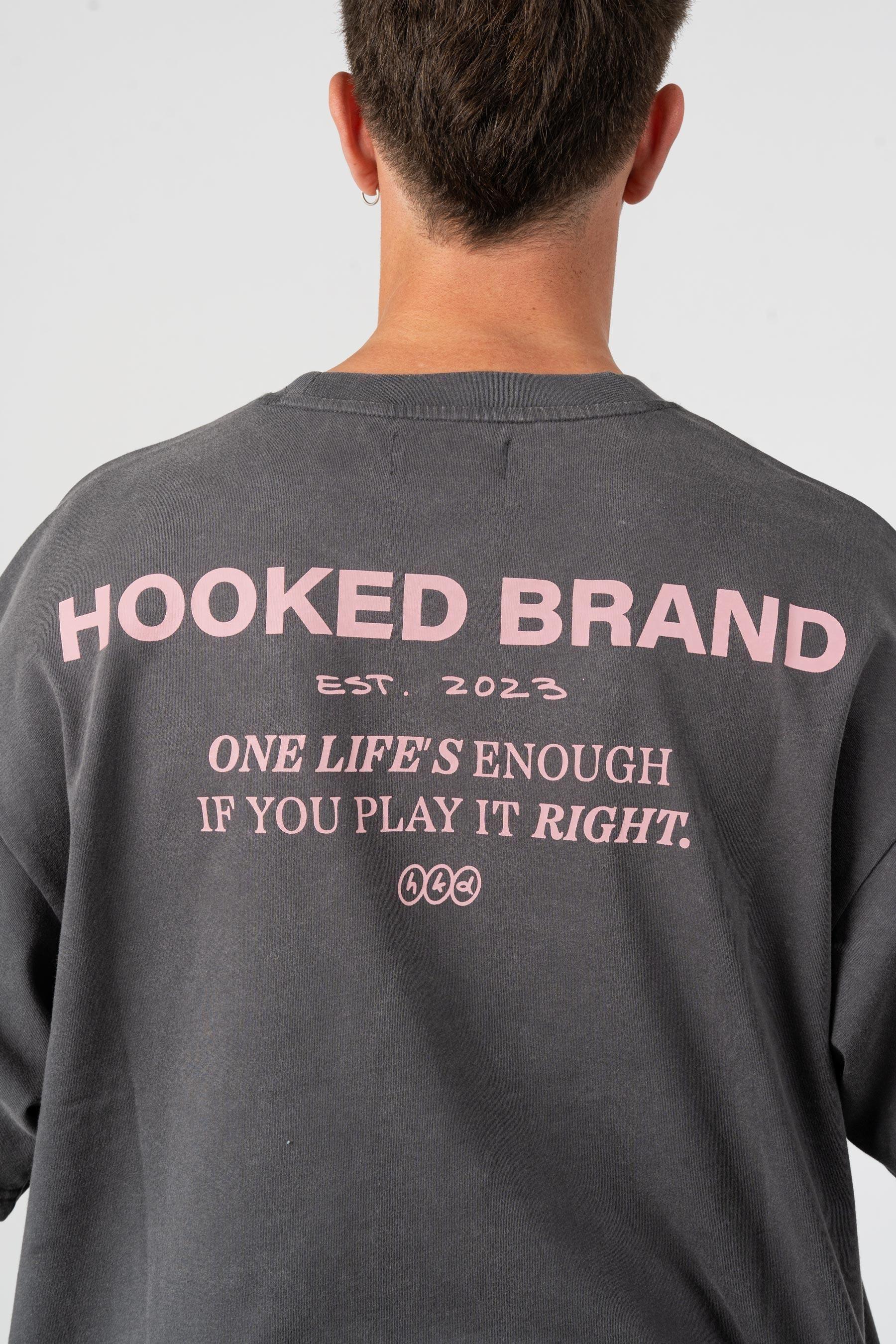 Polera Gris Hooked All-In-3