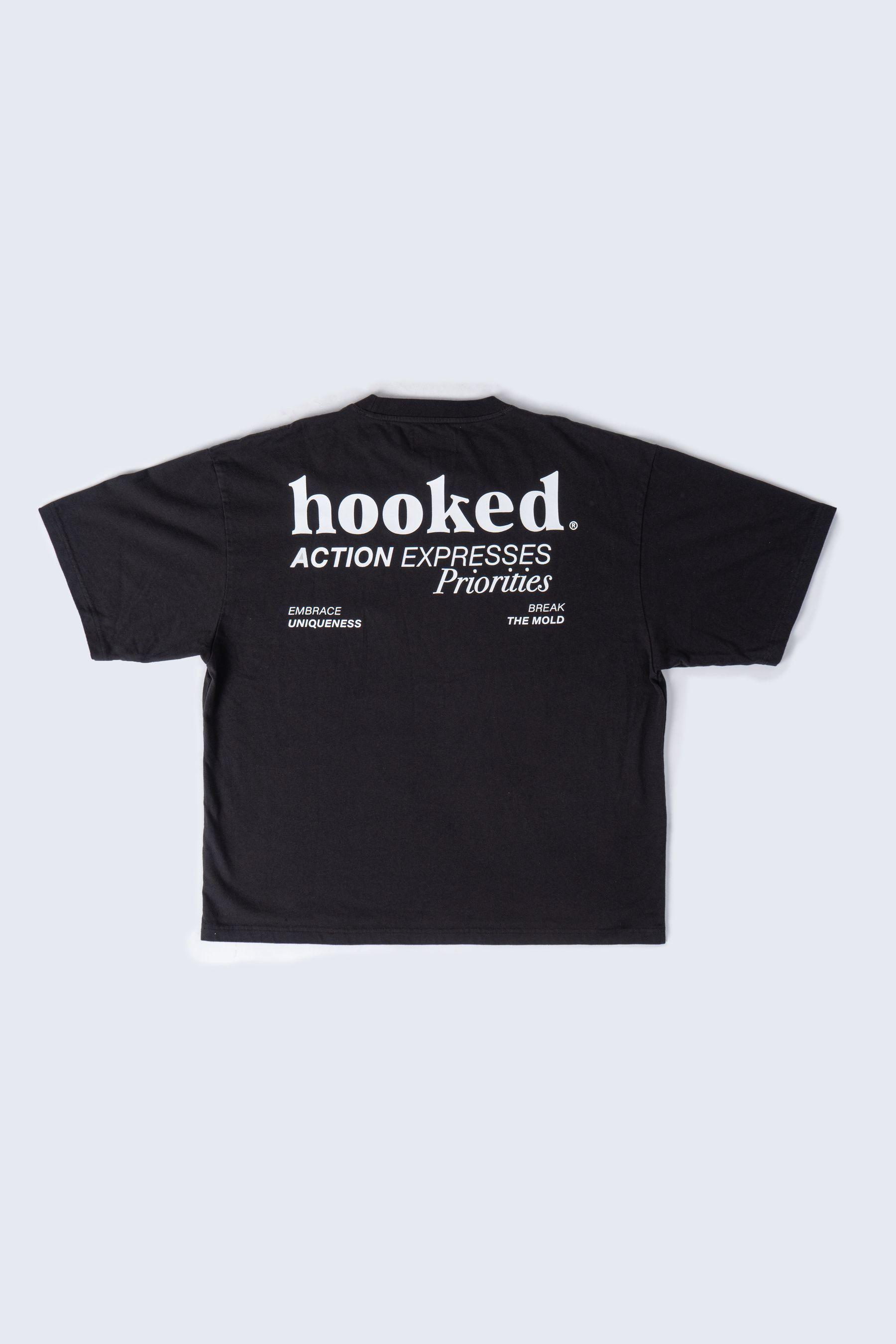 Polera Negra Hooked All-In-1