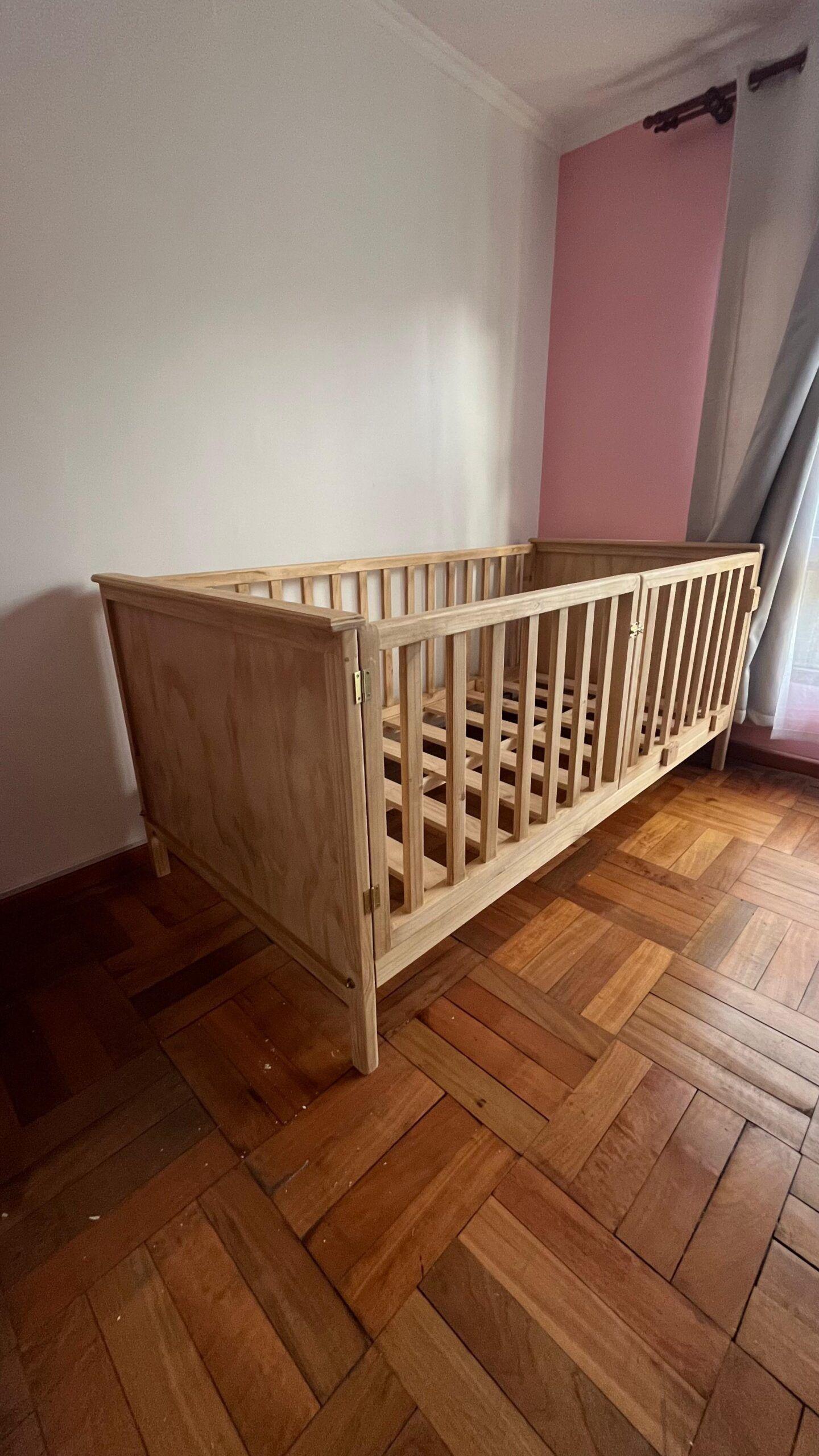 Cama cuna con barandas removibles para niños - 1,5 plaza-1