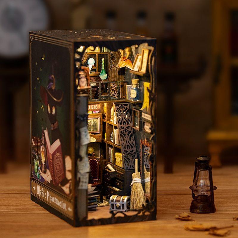 Book Nook Miniatura 3D Magic Pharmacist-5